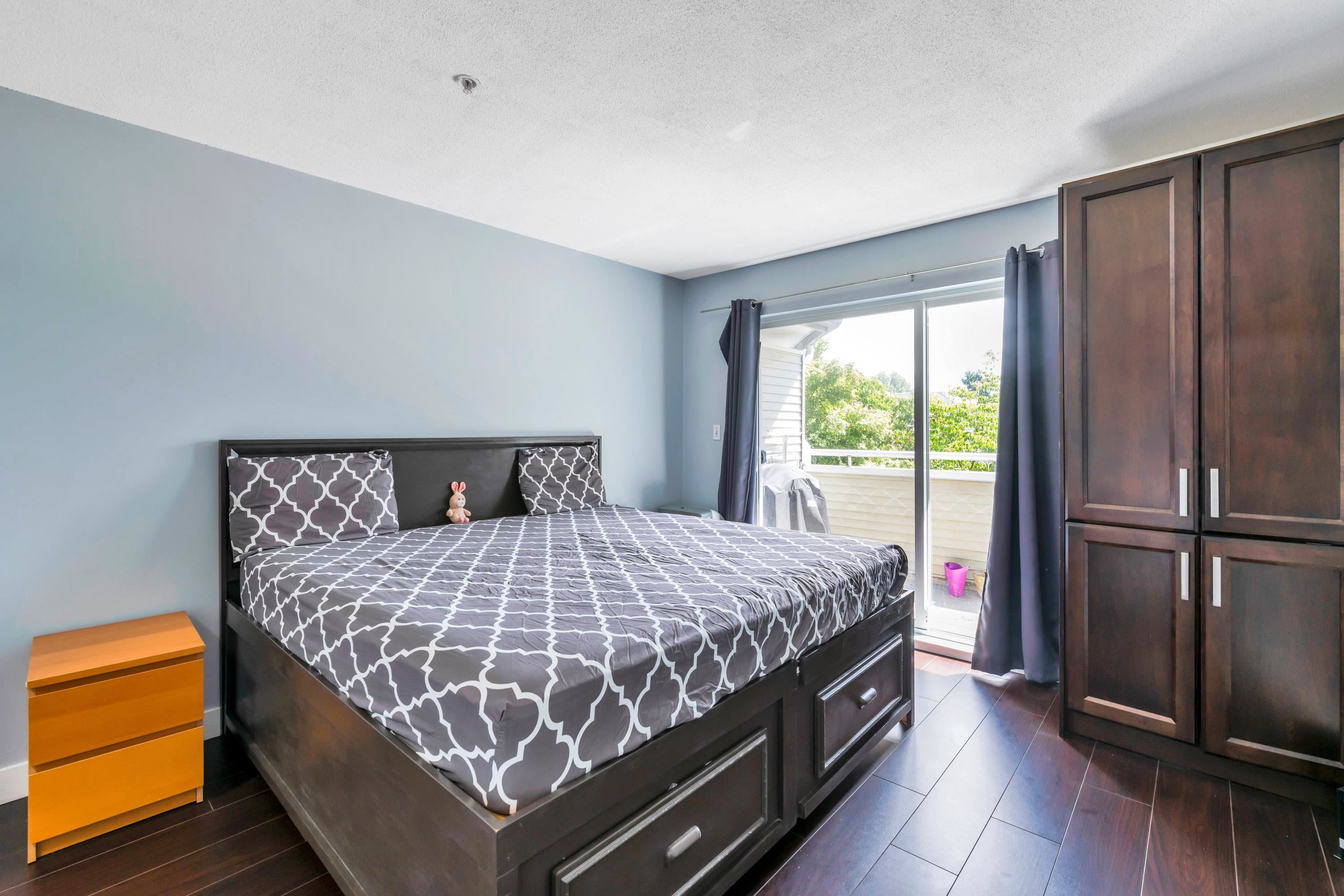 Wilson Lam Realtor, 215-12160 80 AVENUE, Surrey, British Columbia V3W 0V3, 2 Bedrooms, 1 Bathroom, Residential Attached,For Sale ,R2801439