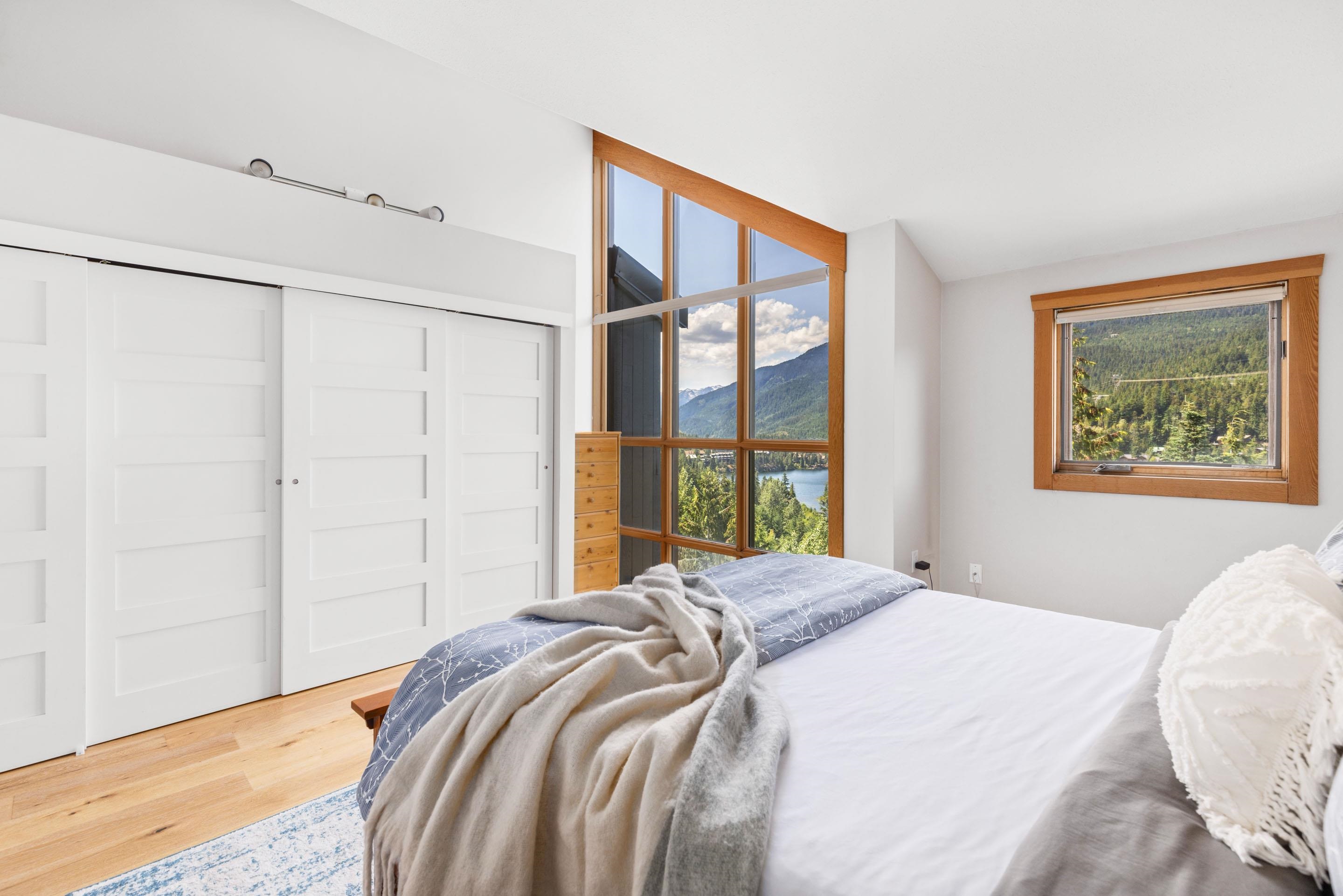 7-2221 GONDOLA WAY, Whistler, British Columbia, 3 Bedrooms Bedrooms, ,2 BathroomsBathrooms,Residential Attached,For Sale,R2801459
