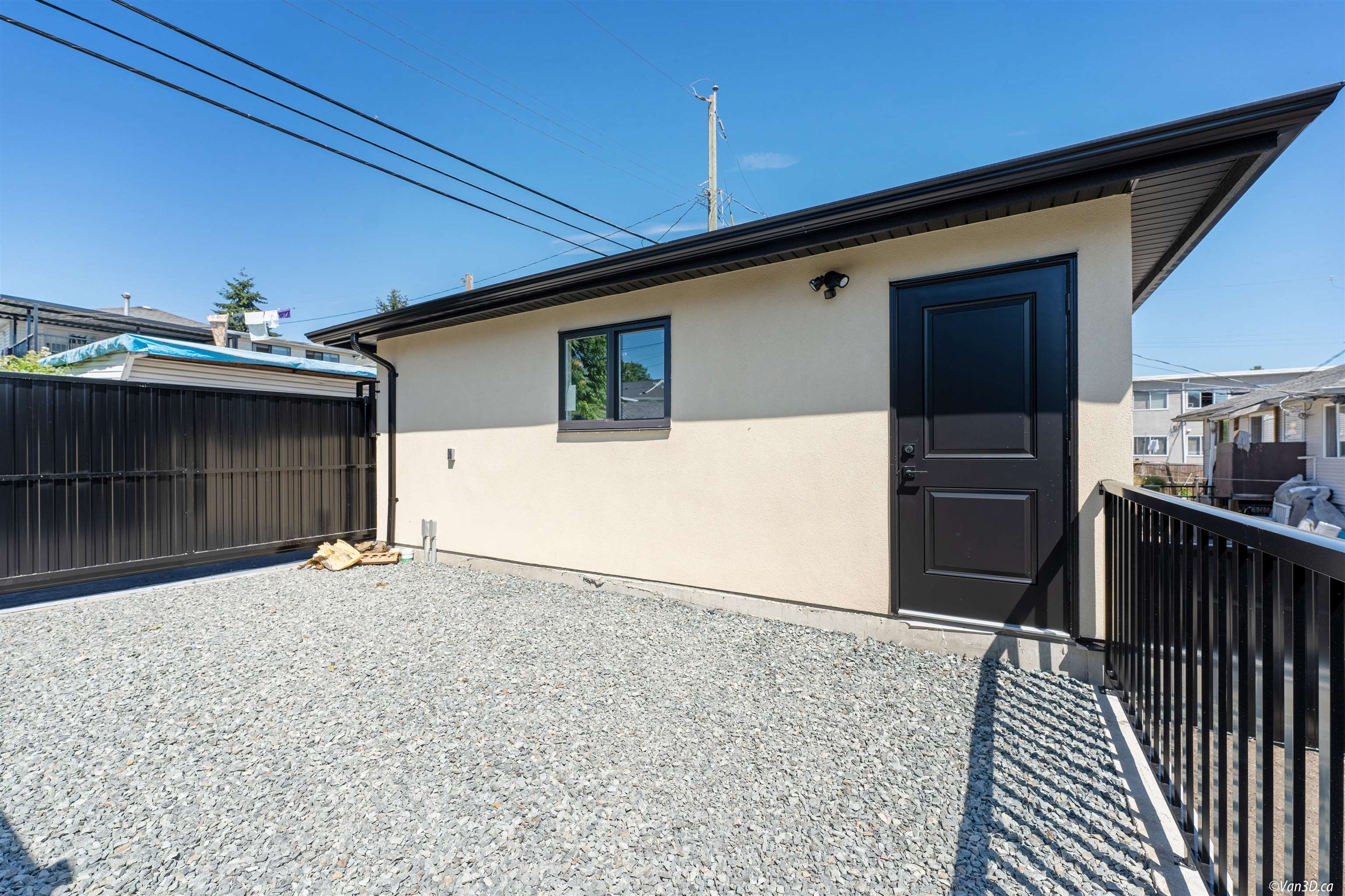 1369 E63RD AVENUE, Vancouver, British Columbia 1/2 Duplex, 5 Bedrooms, 4 Bathrooms, Residential Attached,For Sale, MLS-R2801467