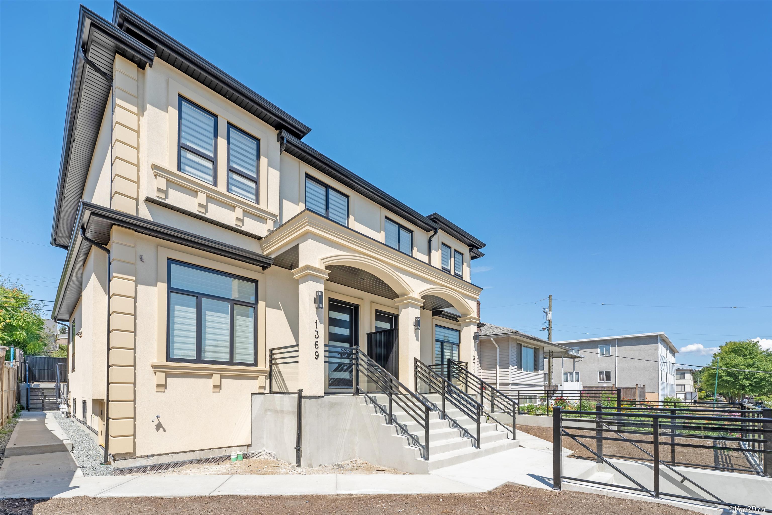 1369 E63RD AVENUE, Vancouver, British Columbia 1/2 Duplex, 5 Bedrooms, 4 Bathrooms, Residential Attached,For Sale, MLS-R2801467