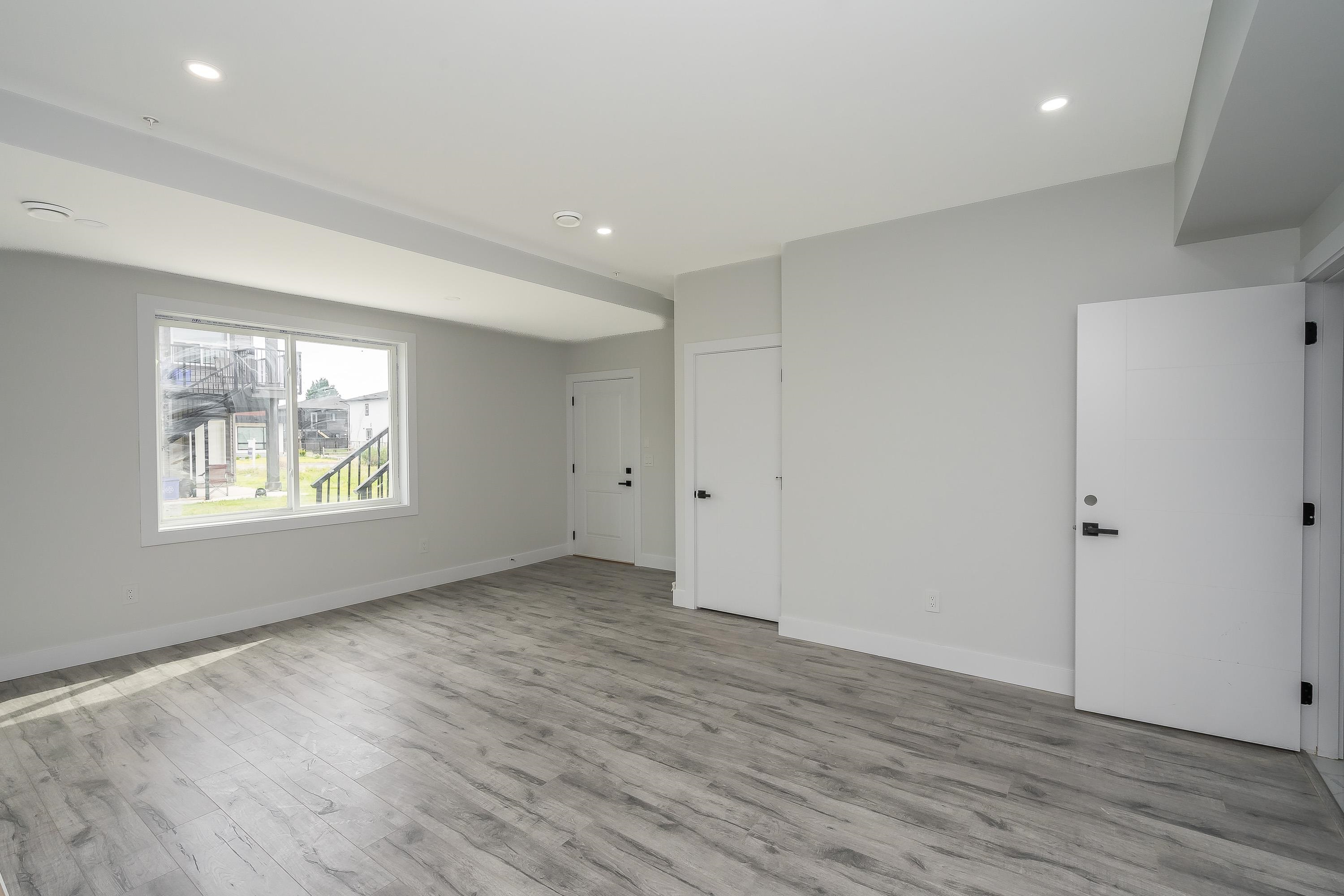 32726 CUNNINGHAM AVENUE, Mission, British Columbia V4S 0E5 House/Single Family, 6 Bedrooms, 4 Bathrooms, Residential Detached,For Sale, MLS-R2801586