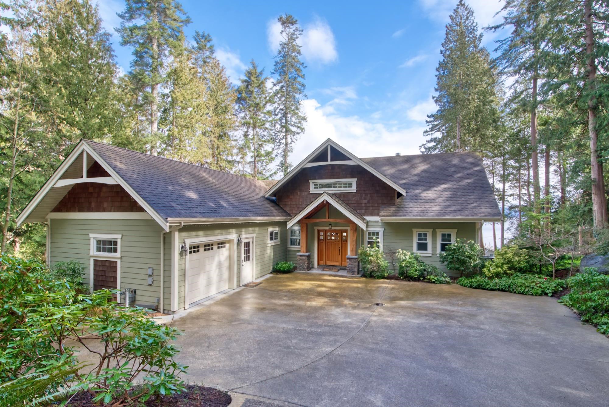 7649 REDROOFFS ROAD, Halfmoon Bay, British Columbia House/Single Family, 4 Bedrooms, 3 Bathrooms, Residential Detached,For Sale, MLS-R2801917