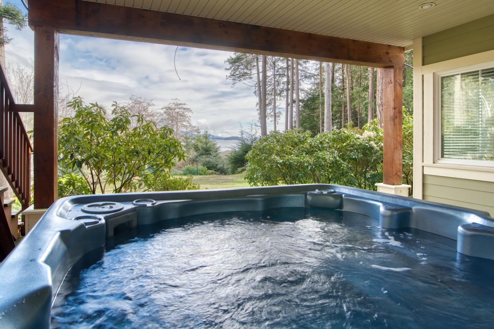 7649 REDROOFFS ROAD, Halfmoon Bay, British Columbia House/Single Family, 4 Bedrooms, 3 Bathrooms, Residential Detached,For Sale, MLS-R2801917