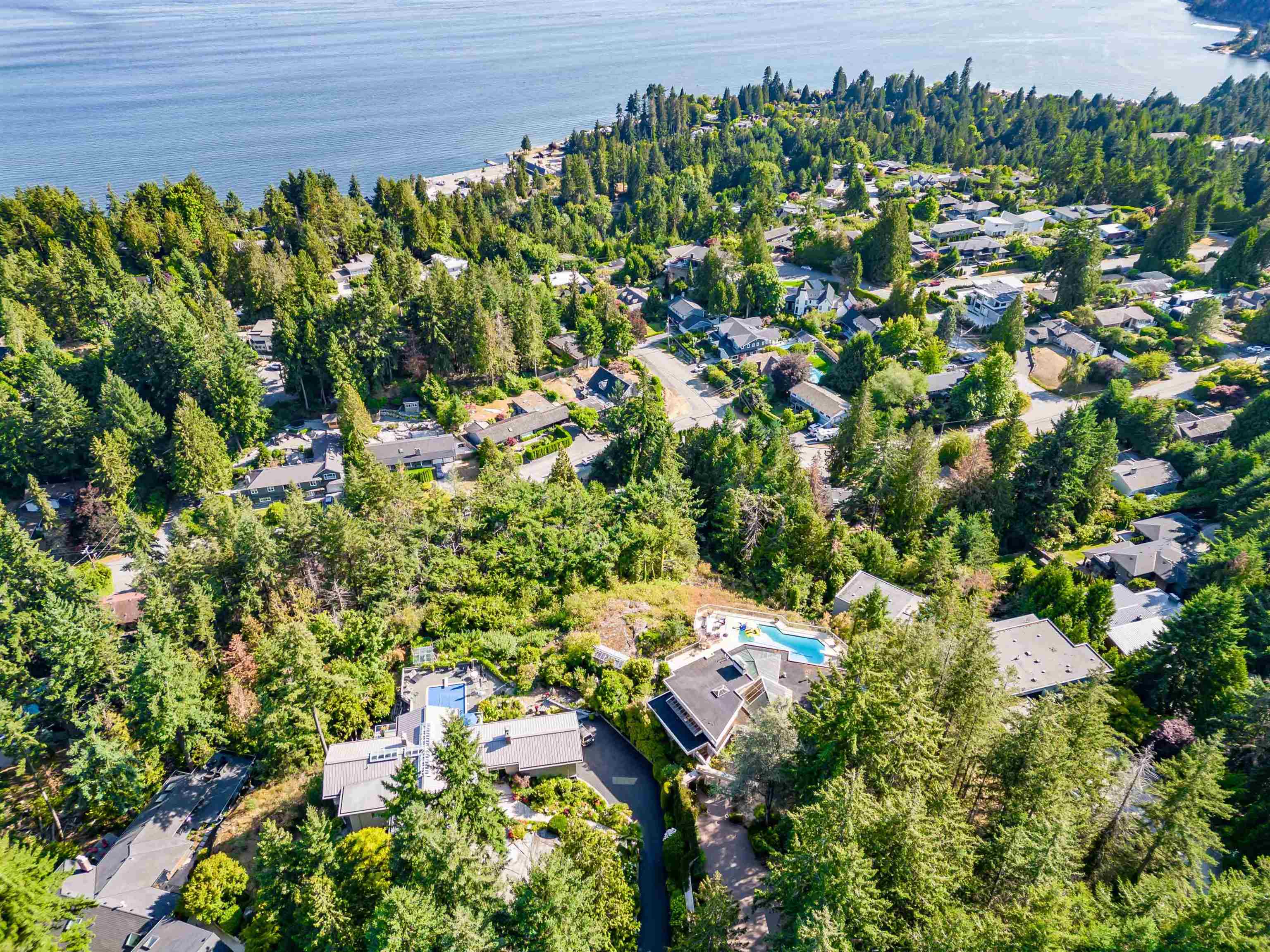 4060 ALMONDEL ROAD, West Vancouver, British Columbia House/Single Family, 5 Bedrooms, 6 Bathrooms, Residential Detached,For Sale, MLS-R2802034, Richmond Condo for Sale