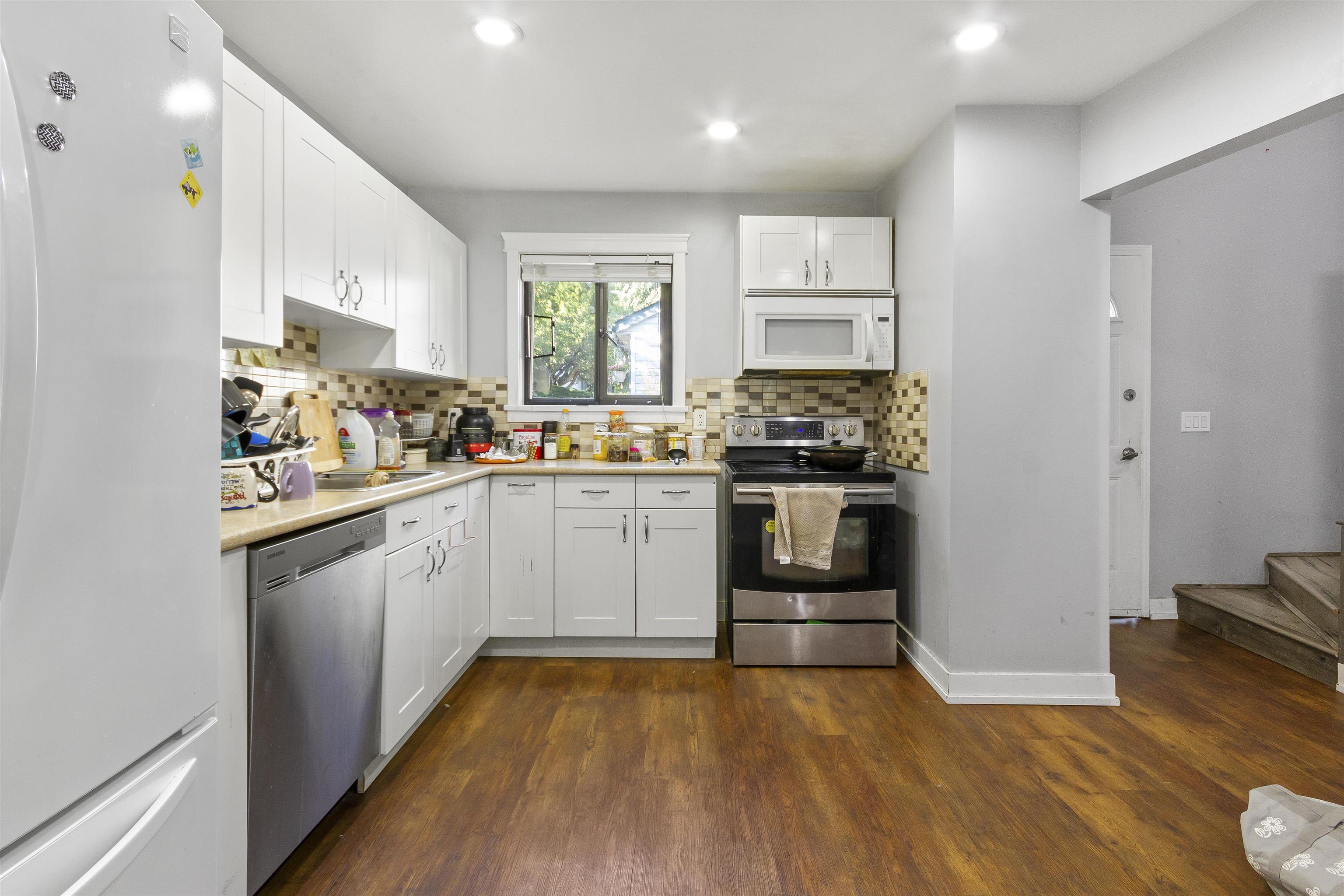 Wilson Lam Realtor, 117-13718 67 AVENUE, Surrey, British Columbia V3W 6X6, 3 Bedrooms, 2 Bathrooms, Residential Attached,For Sale ,R2802251