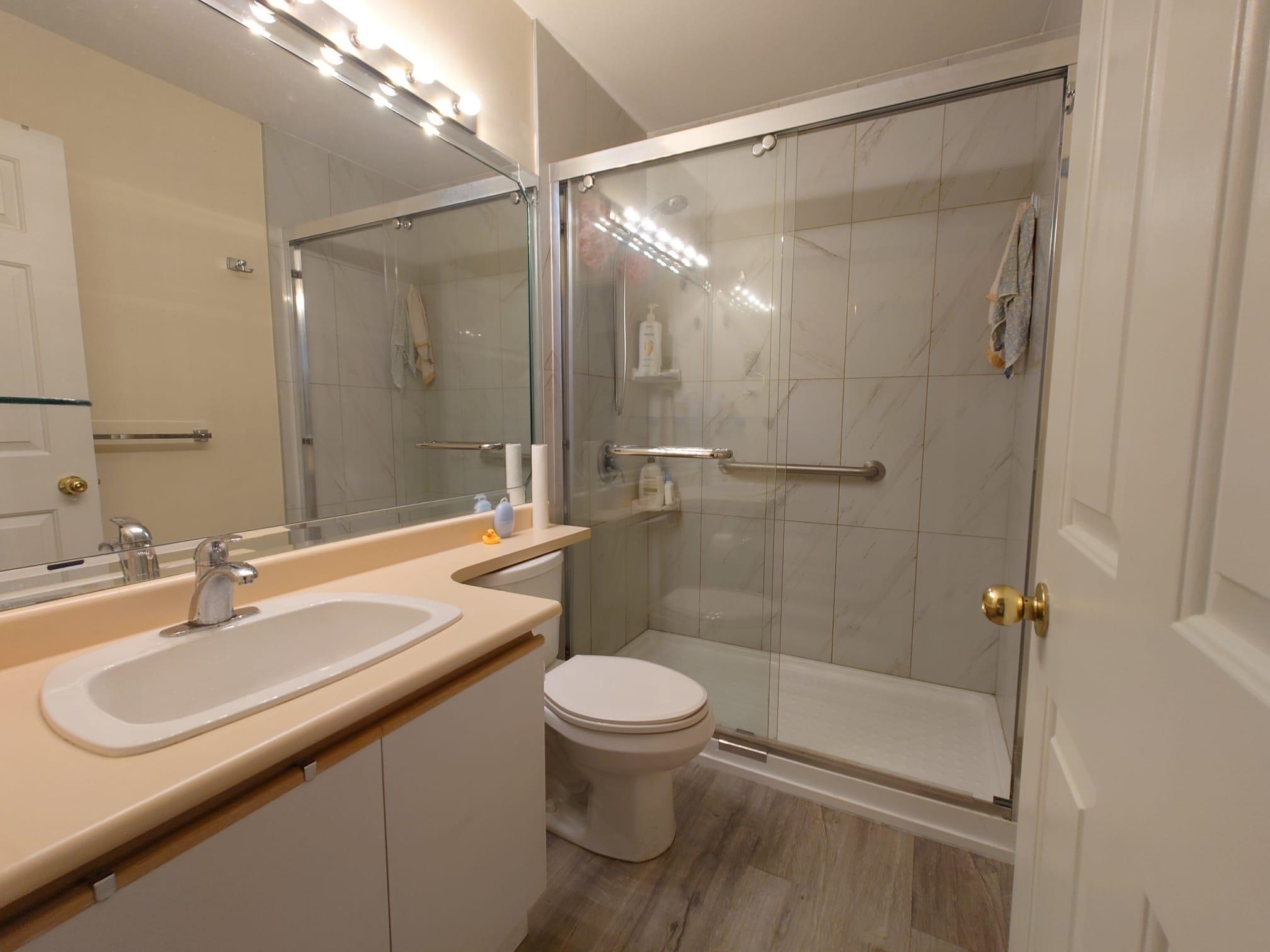 Wilson Lam Realtor, 2-8411 SAUNDERS ROAD, Richmond, British Columbia V7A 2A6, 3 Bedrooms, 3 Bathrooms, Residential Attached,For Sale ,R2802297