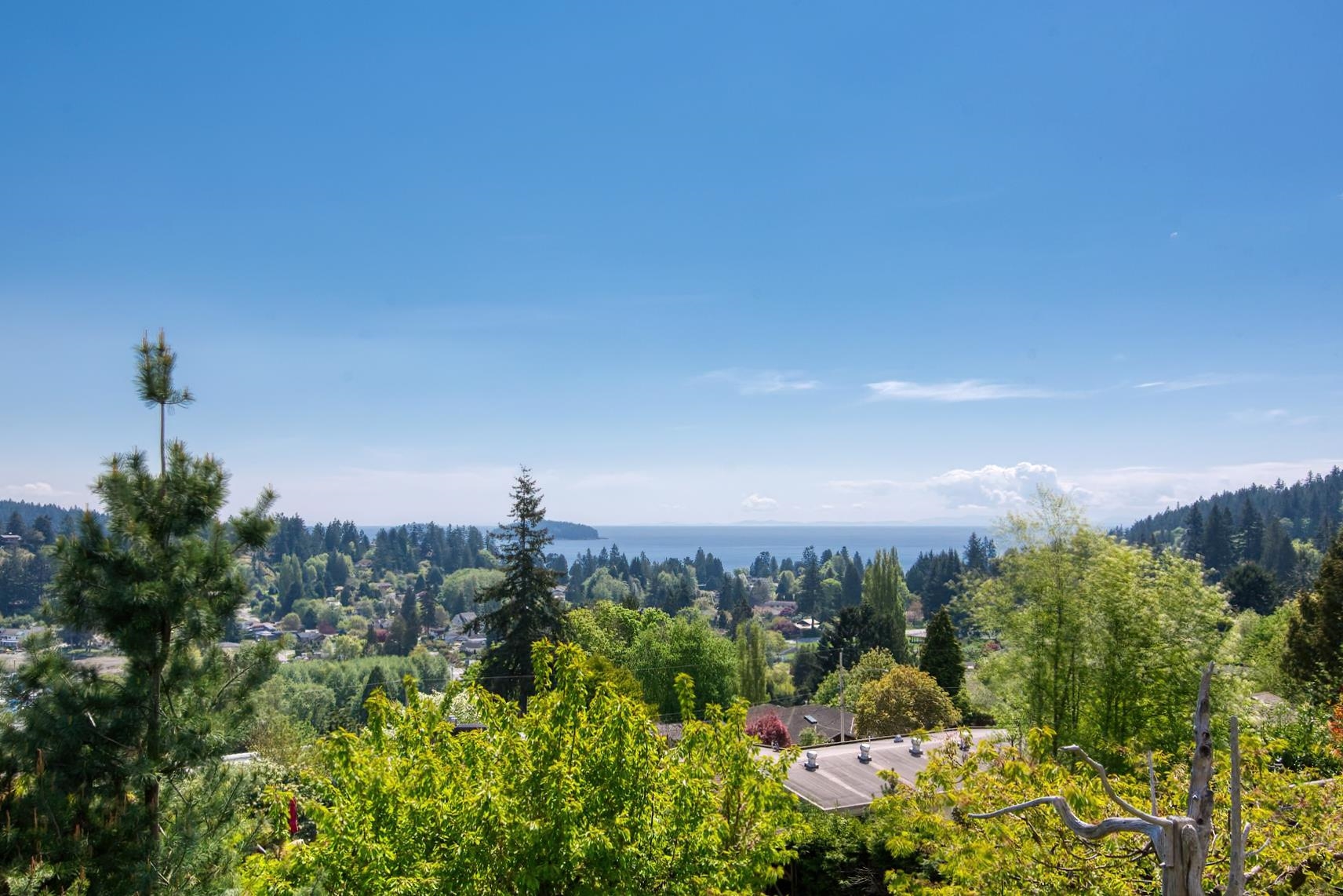 Gibsons & Area House/Single Family for sale: Gibsons & Area 3 bedroom 2,130 sq.ft.