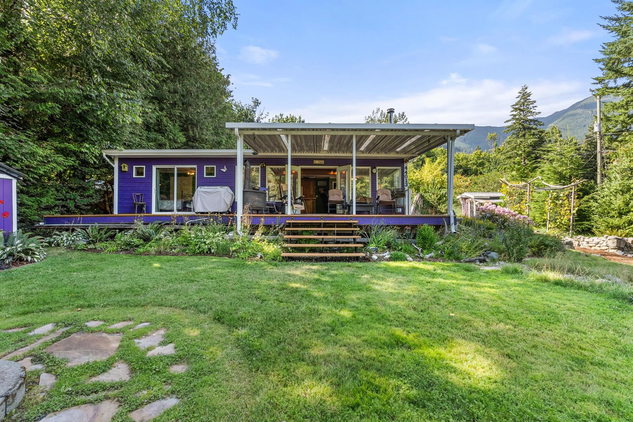 Wilson Lam Realtor, 44013 ERROCH PLACE ROAD, Mission, British Columbia V0M 1N0, 2 Bedrooms, 2 Bathrooms, Residential Detached,For Sale ,R2802422