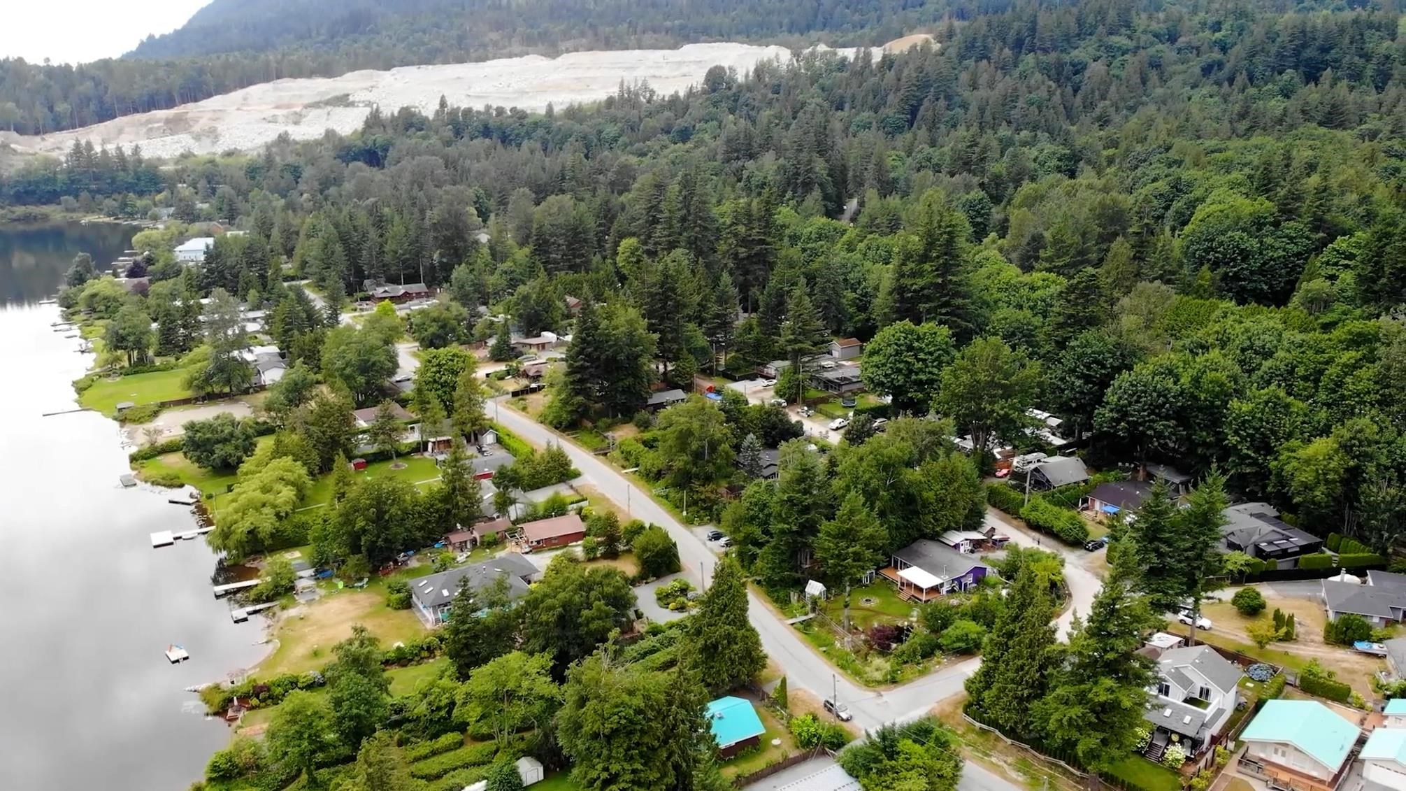Wilson Lam Realtor, 44013 ERROCH PLACE ROAD, Mission, British Columbia V0M 1N0, 2 Bedrooms, 2 Bathrooms, Residential Detached,For Sale ,R2802422