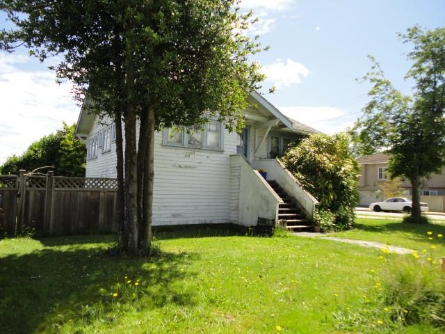Listing image of 7506 19TH AVENUE