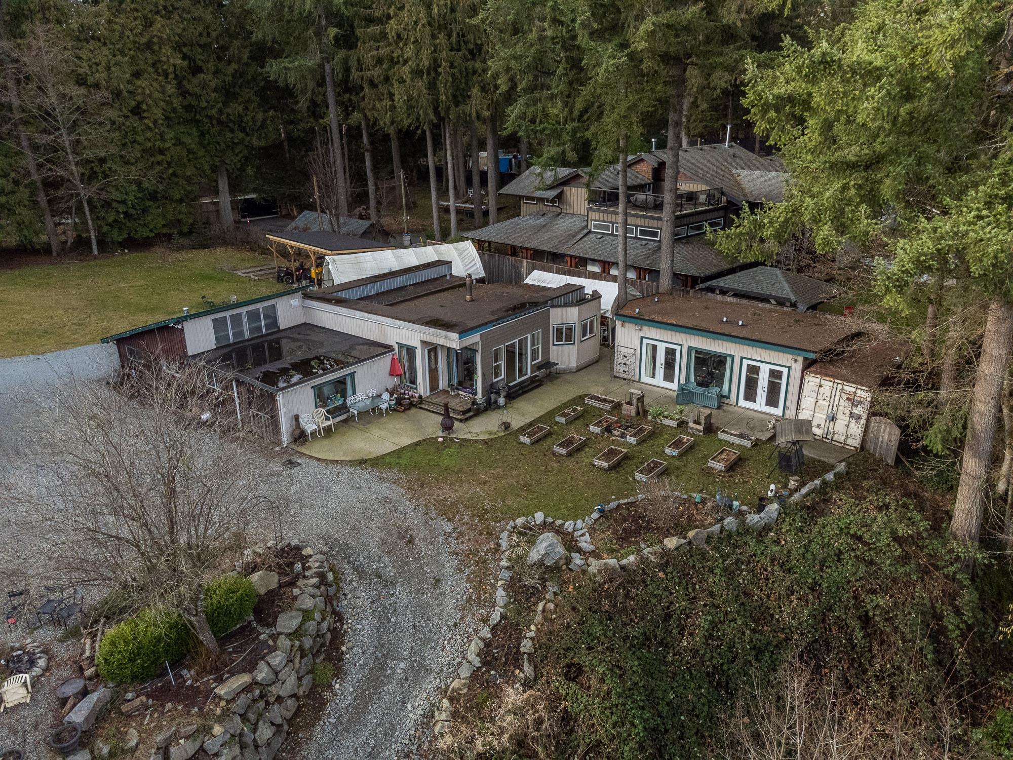 14276 SILVER VALLEY ROAD, Maple Ridge, British Columbia House with Acreage, 3 Bedrooms, 2 Bathrooms, Residential Detached,For Sale, MLS-R2803467