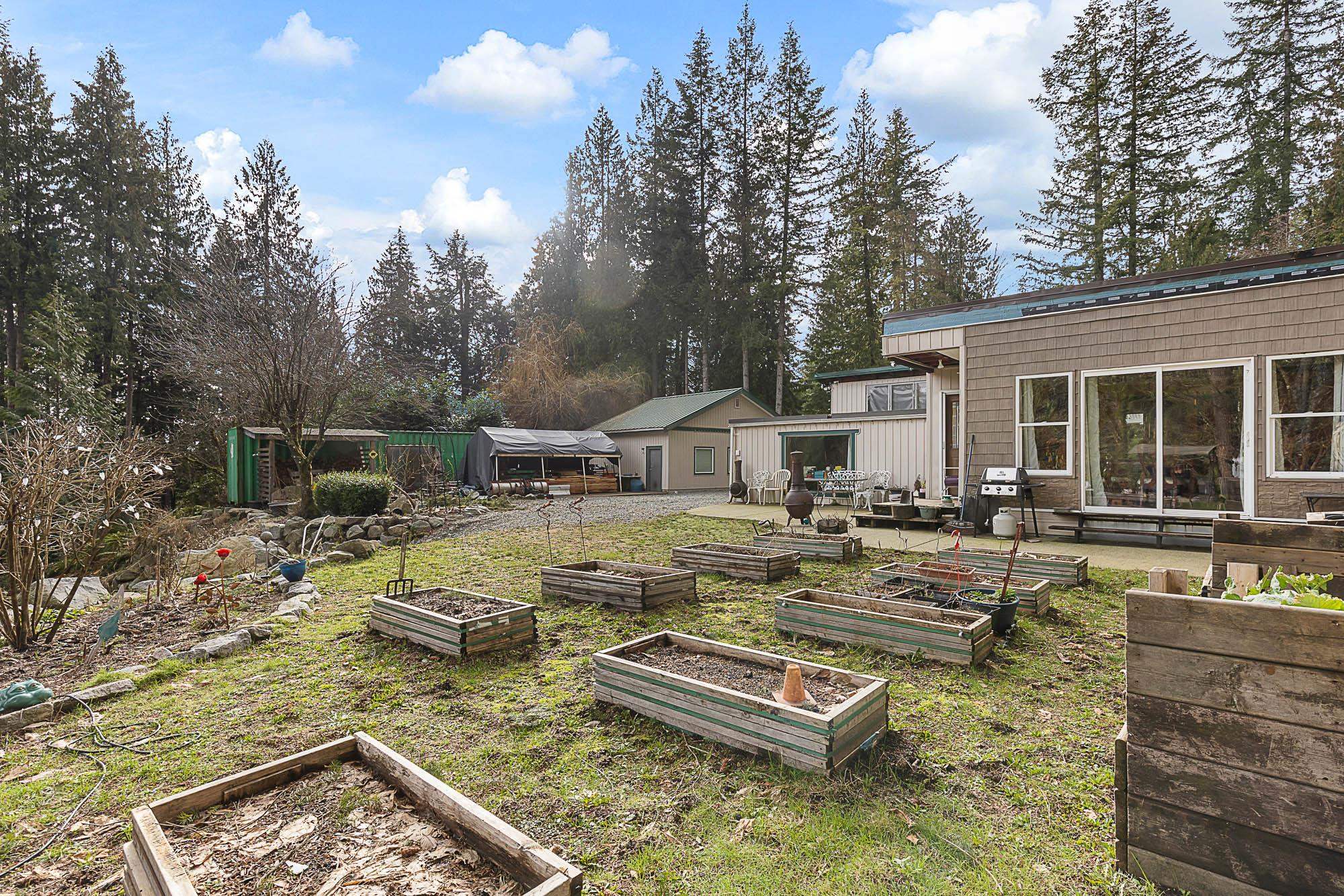 14276 SILVER VALLEY ROAD, Maple Ridge, British Columbia House with Acreage, 3 Bedrooms, 2 Bathrooms, Residential Detached,For Sale, MLS-R2803467