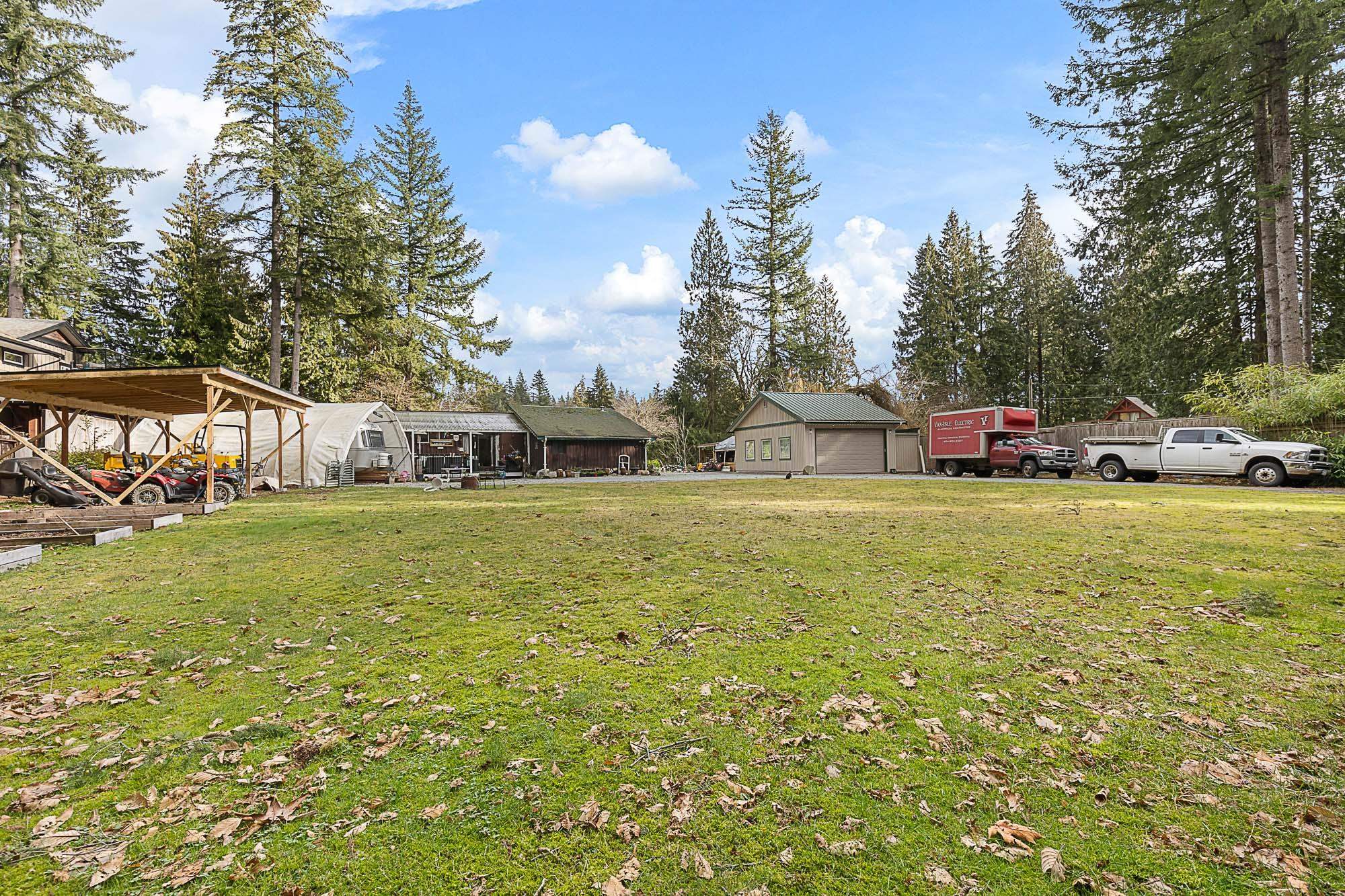 14276 SILVER VALLEY ROAD, Maple Ridge, British Columbia House with Acreage, 3 Bedrooms, 2 Bathrooms, Residential Detached,For Sale, MLS-R2803467