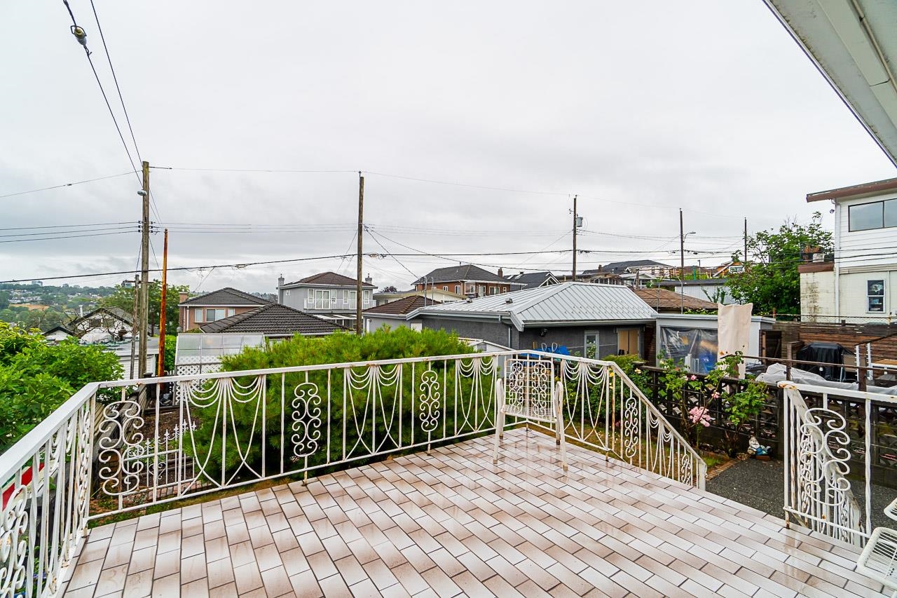 Wilson Lam Realtor, 3268 5TH AVENUE, Vancouver, British Columbia V5M 1P3, 5 Bedrooms, 2 Bathrooms, Residential Detached,For Sale ,R2803511
