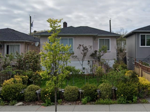 5357 JOYCE STREET, Vancouver, British Columbia, 1 Bedroom Bedrooms, ,1 BathroomBathrooms,Residential Detached,For Sale,R2803923