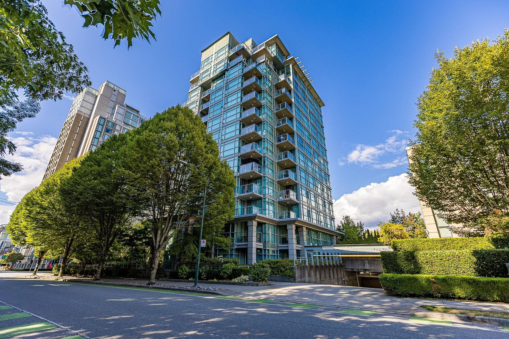 802-1889 ALBERNI STREET, Vancouver, British Columbia, 1 Bedroom Bedrooms, ,1 BathroomBathrooms,Residential Attached,For Sale,R2805186