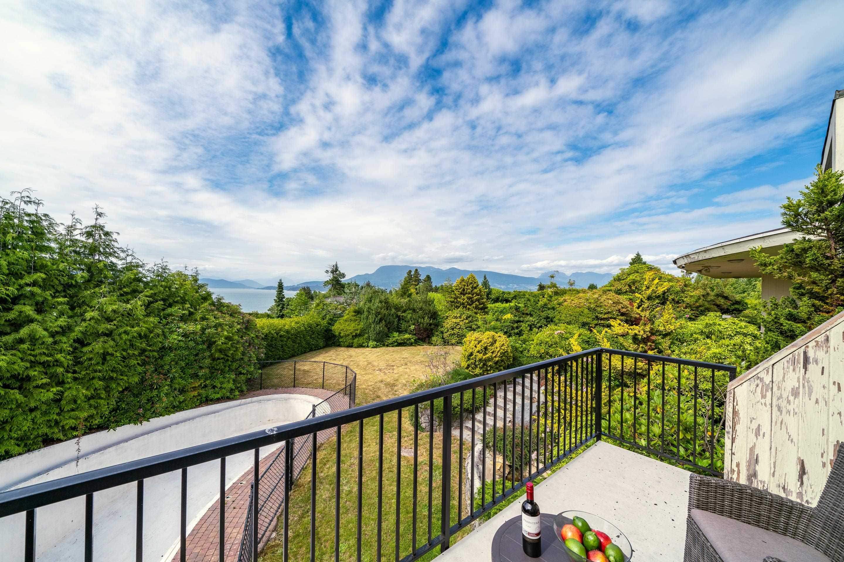 5915 NEWTON WYND, Vancouver, BC V6T 1H8
