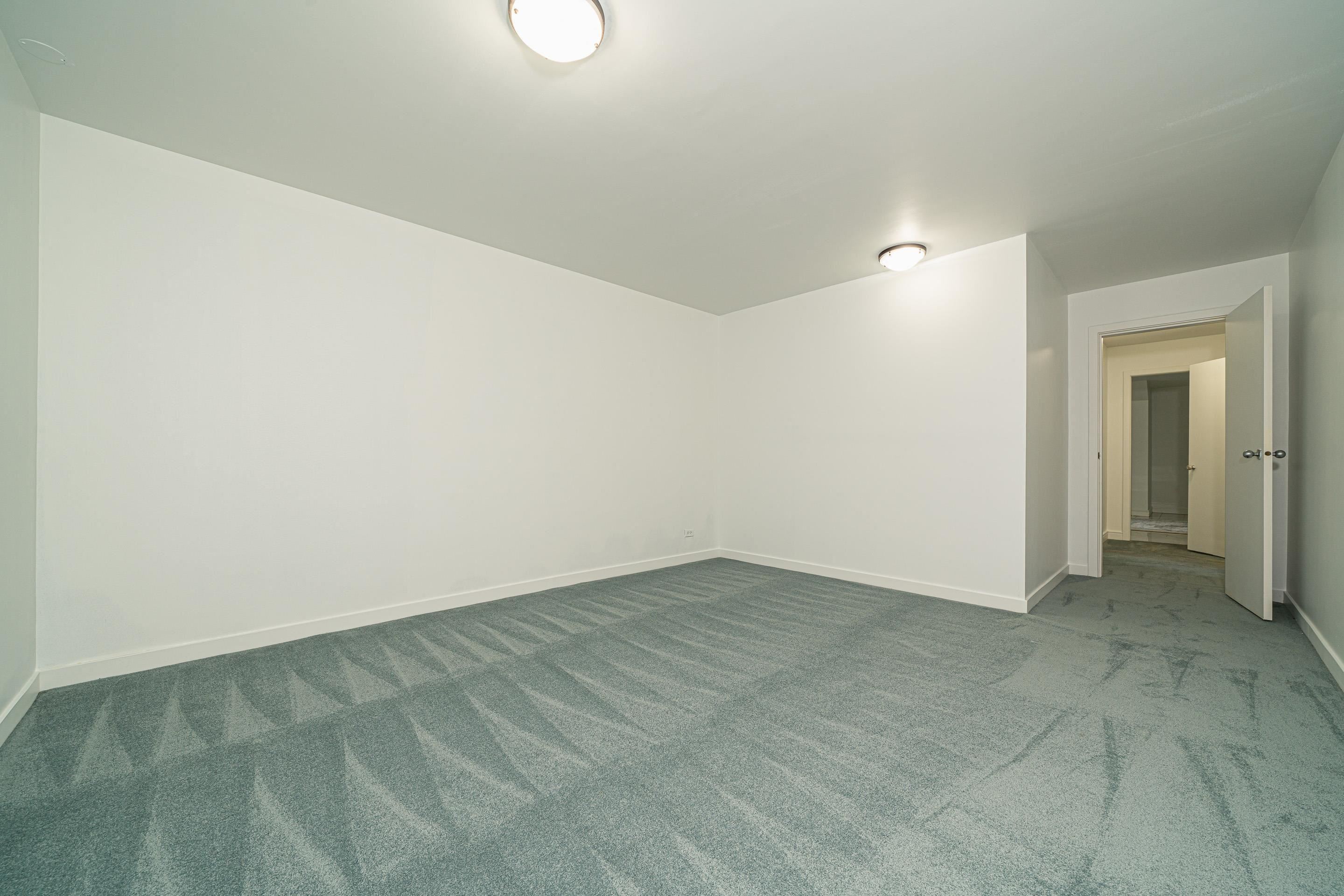 5915 NEWTON WYND, Vancouver, BC V6T 1H8