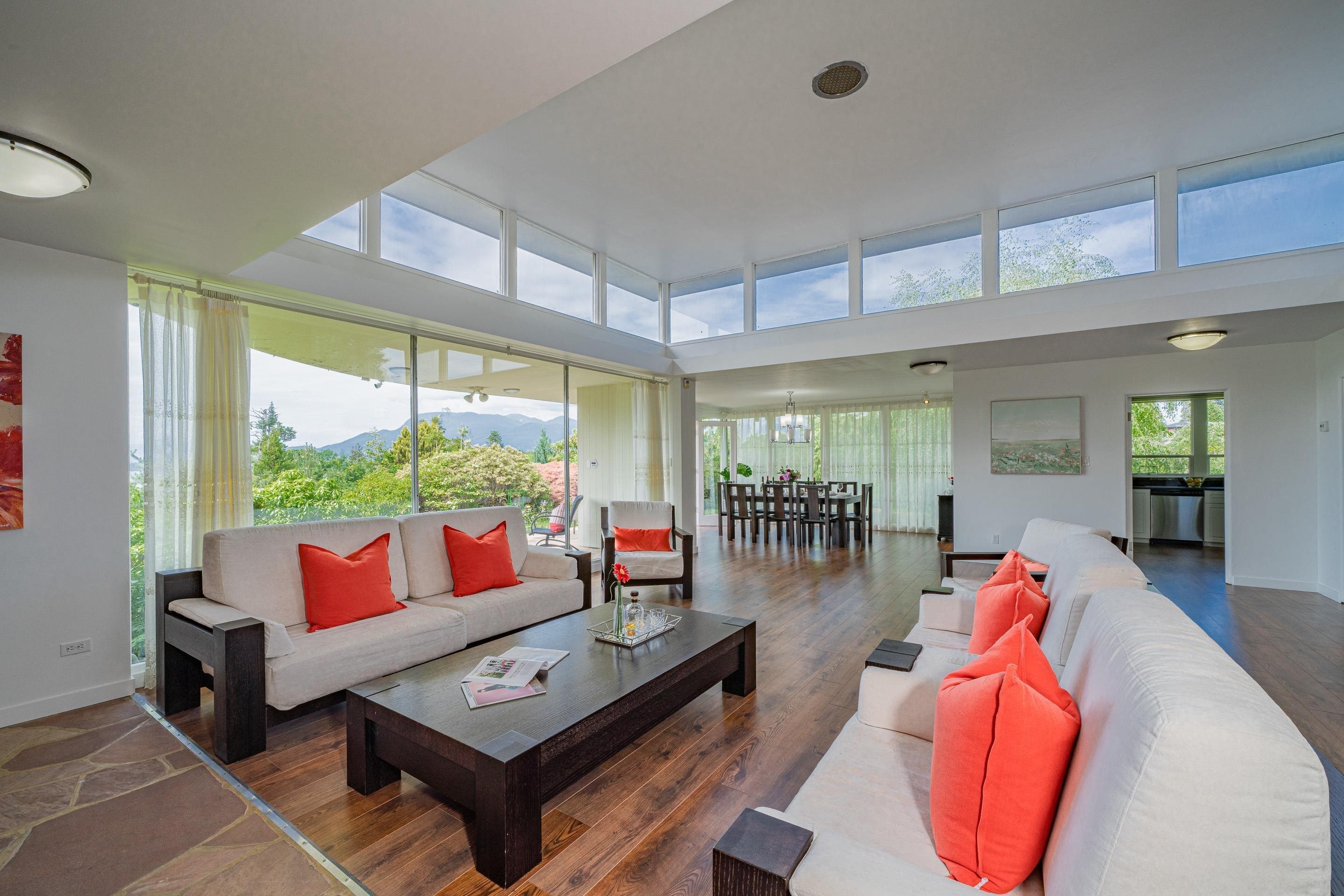 5915 NEWTON WYND, Vancouver, BC V6T 1H8