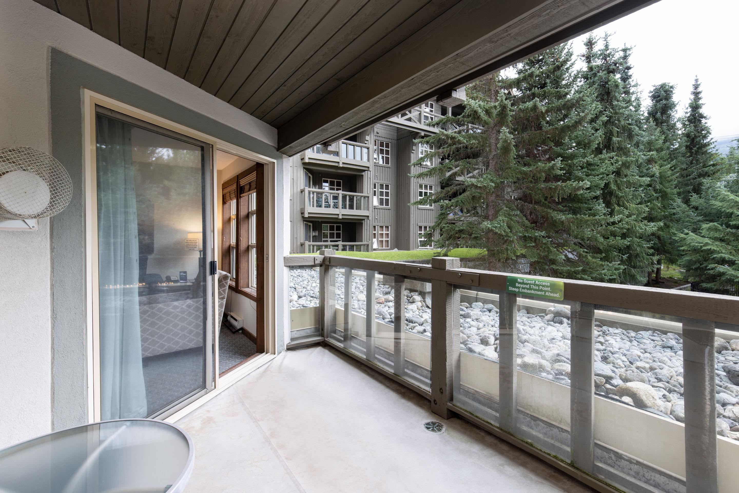 352-4899 PAINTED CLIFF ROAD, Whistler, British Columbia, 2 Bedrooms Bedrooms, ,2 BathroomsBathrooms,Residential Attached,For Sale,R2805580