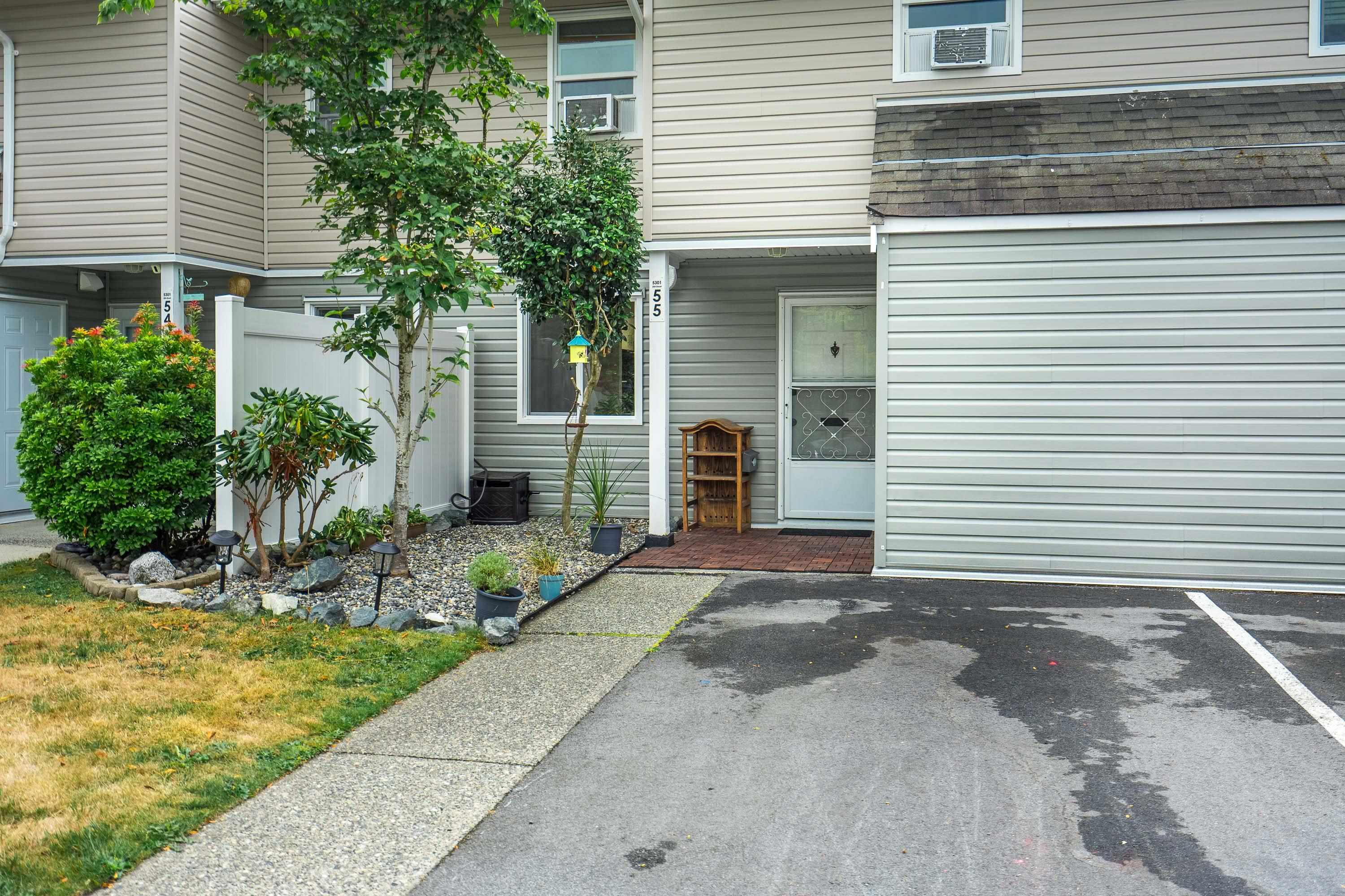 Langley City Townhouse for sale:  3 bedroom 1,324 sq.ft. (Listed 2023-08-11)