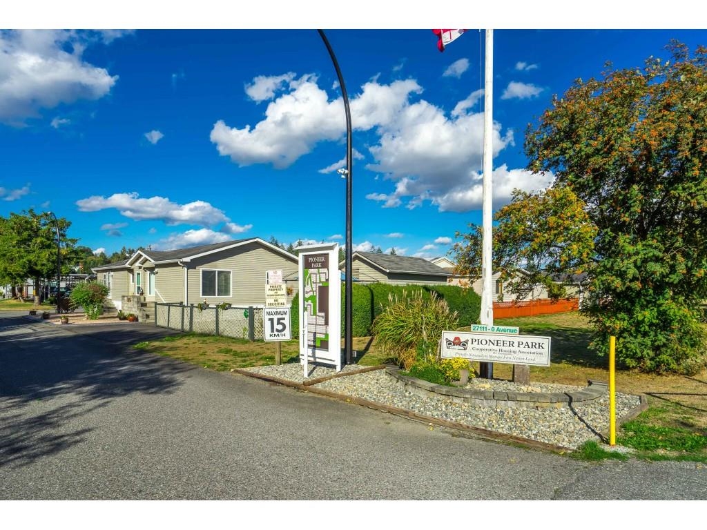 210-27111 0 AVENUE, Langley, British Columbia, 3 Bedrooms Bedrooms, ,2 BathroomsBathrooms,Residential Detached,For Sale,R2807989