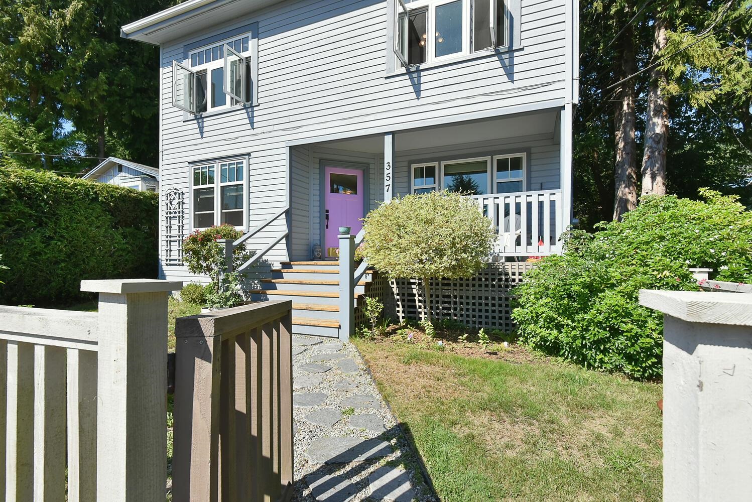 Gibsons & Area House/Single Family for sale:  3 bedroom 1,602 sq.ft. (Listed 2023-08-22)