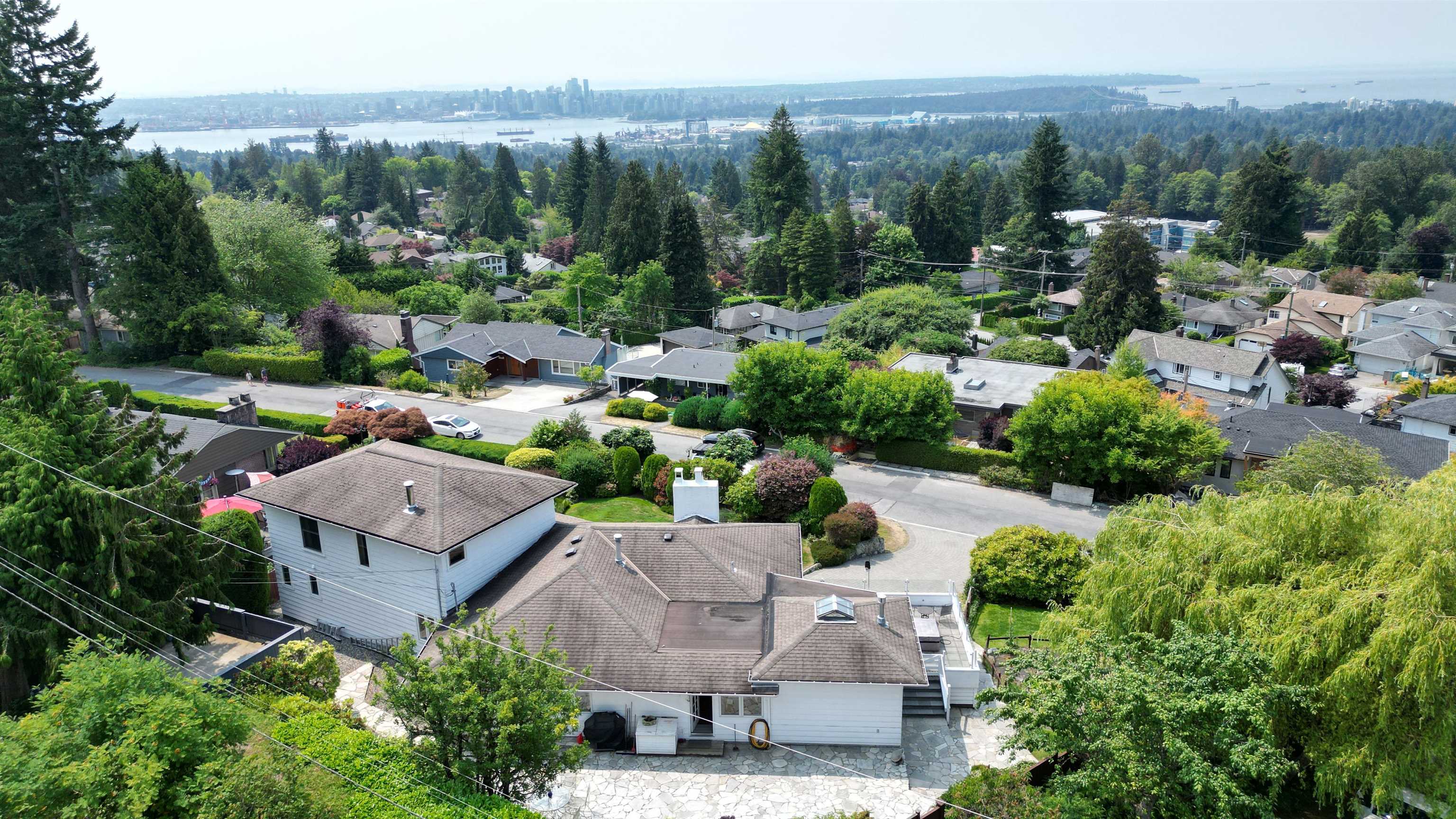 Upper Lonsdale House/Single Family for sale:  5 bedroom 4,263 sq.ft. (Listed 2023-10-13)