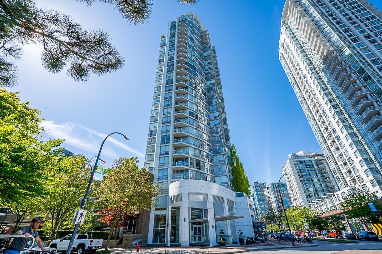 Yaletown Apartment/Condo for sale:  2 bedroom 976 sq.ft. (Listed 2023-09-16)
