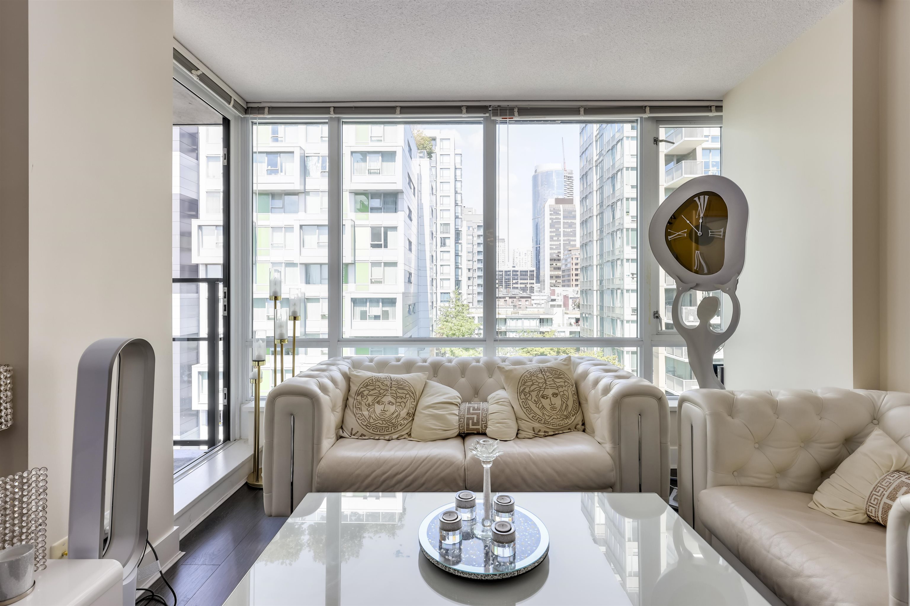 Yaletown Apartment/Condo for sale:  1 bedroom 568 sq.ft. (Listed 2023-09-18)