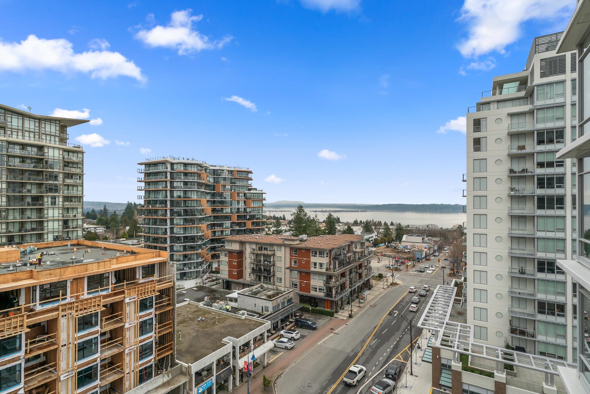 White Rock Apartment/Condo for sale:  1 bedroom 663 sq.ft. (Listed 2023-09-19)