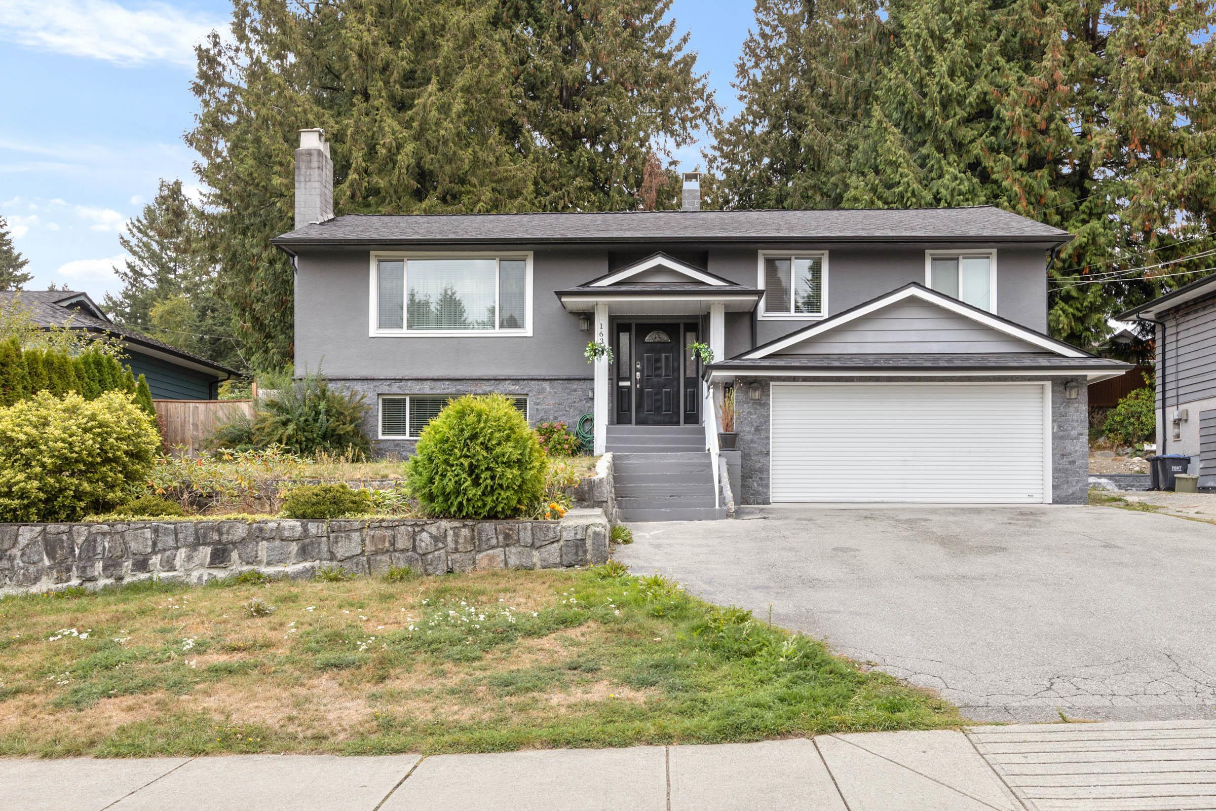 1638 WESTERN DRIVE, PORT COQUITLAM, BC V3C 2X3 Mike Stewart