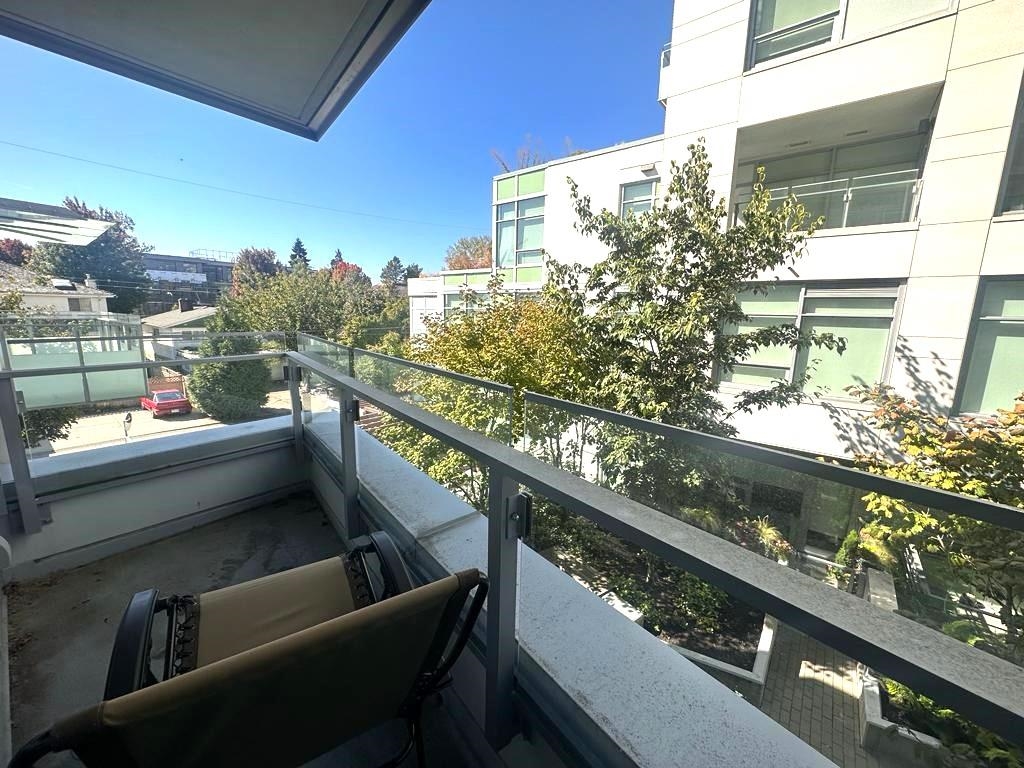 203-5033 CAMBIE STREET, Vancouver, British Columbia, 1 Bedroom Bedrooms, ,1 BathroomBathrooms,Residential Attached,For Sale,R2818024