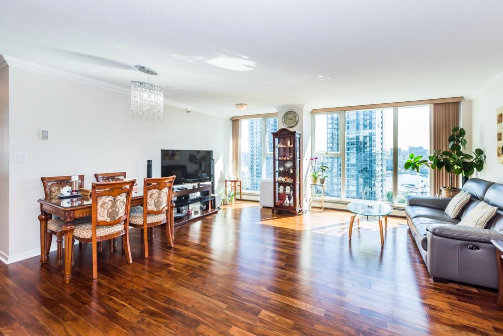 1506-1009 EXPO BOULEVARD, Vancouver, British Columbia, 2 Bedrooms Bedrooms, ,2 BathroomsBathrooms,Residential Attached,For Sale,R2818054