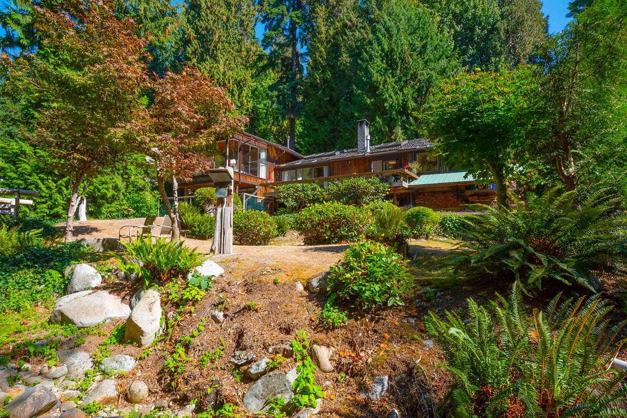 Queens House/Single Family for sale:  3 bedroom 2,298 sq.ft. (Listed 2023-09-24)