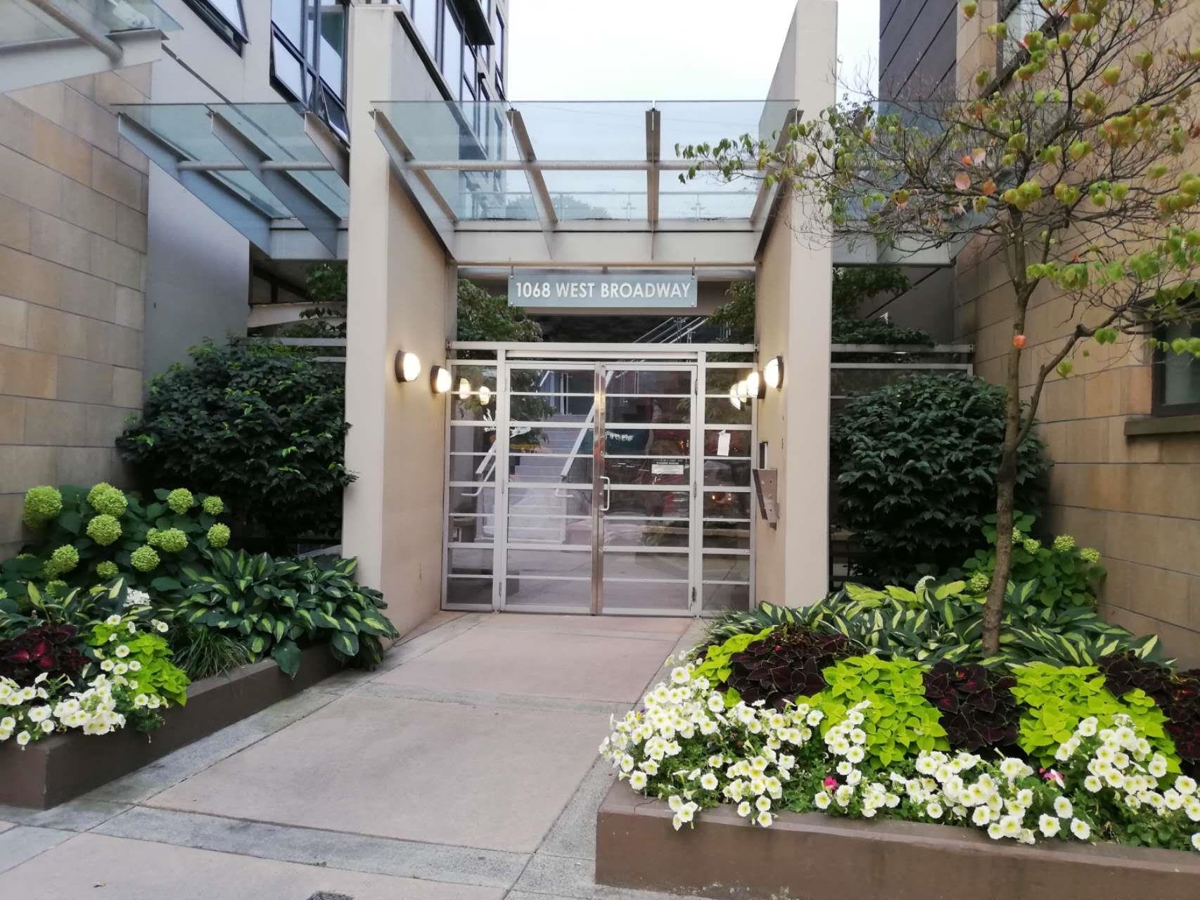 806 1068 W Broadway, Vancouver
