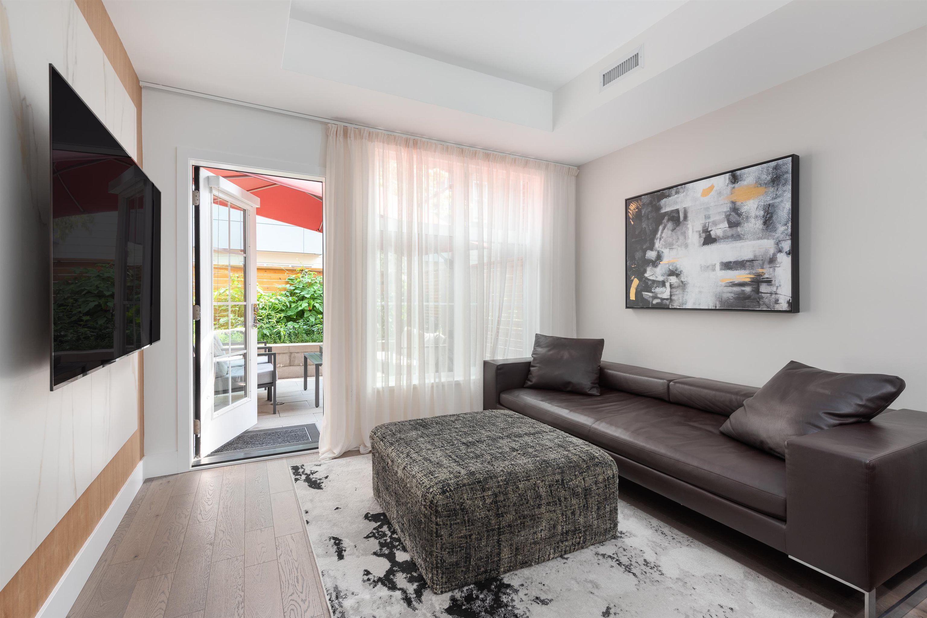 124 2070 CURLING ROAD