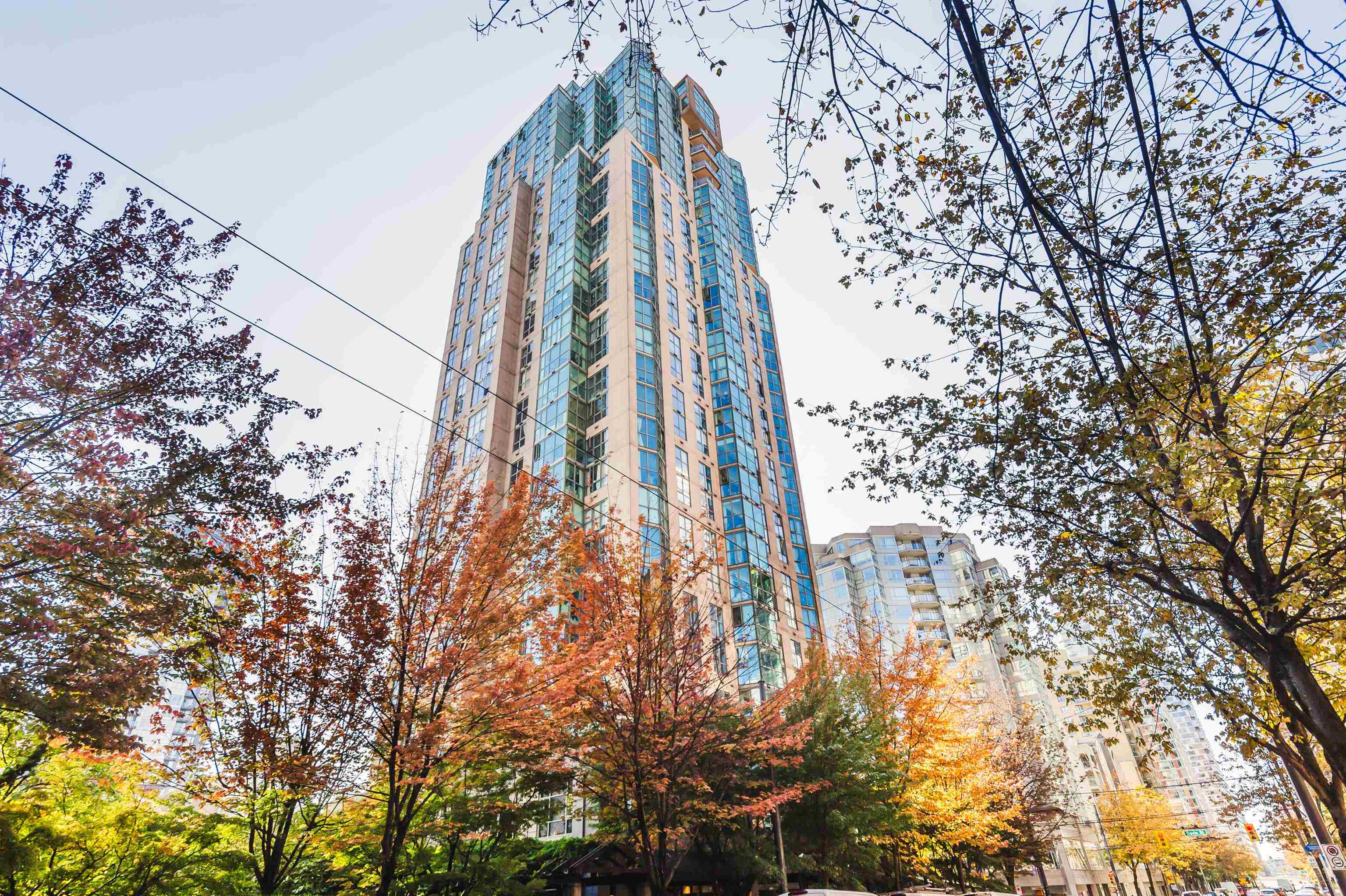 2404 1188 Howe Street, Vancouver