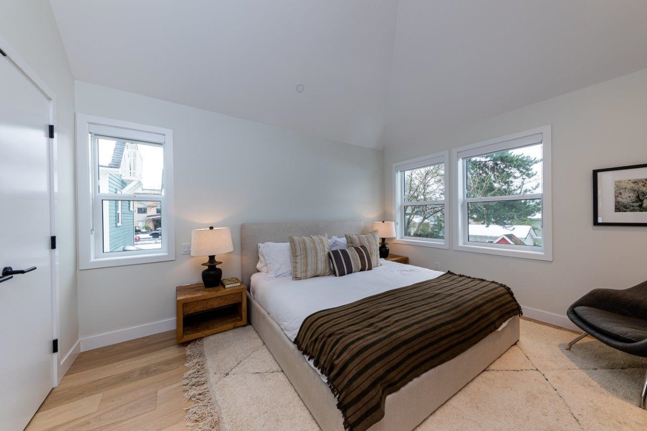 28 W 13th Avenue, Vancouver 13