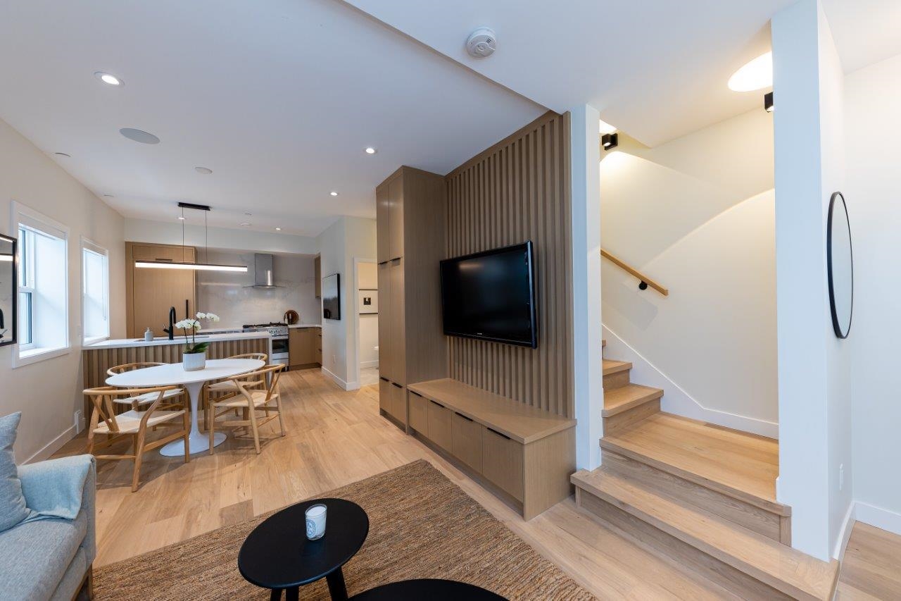 28 W 13th Avenue, Vancouver 5