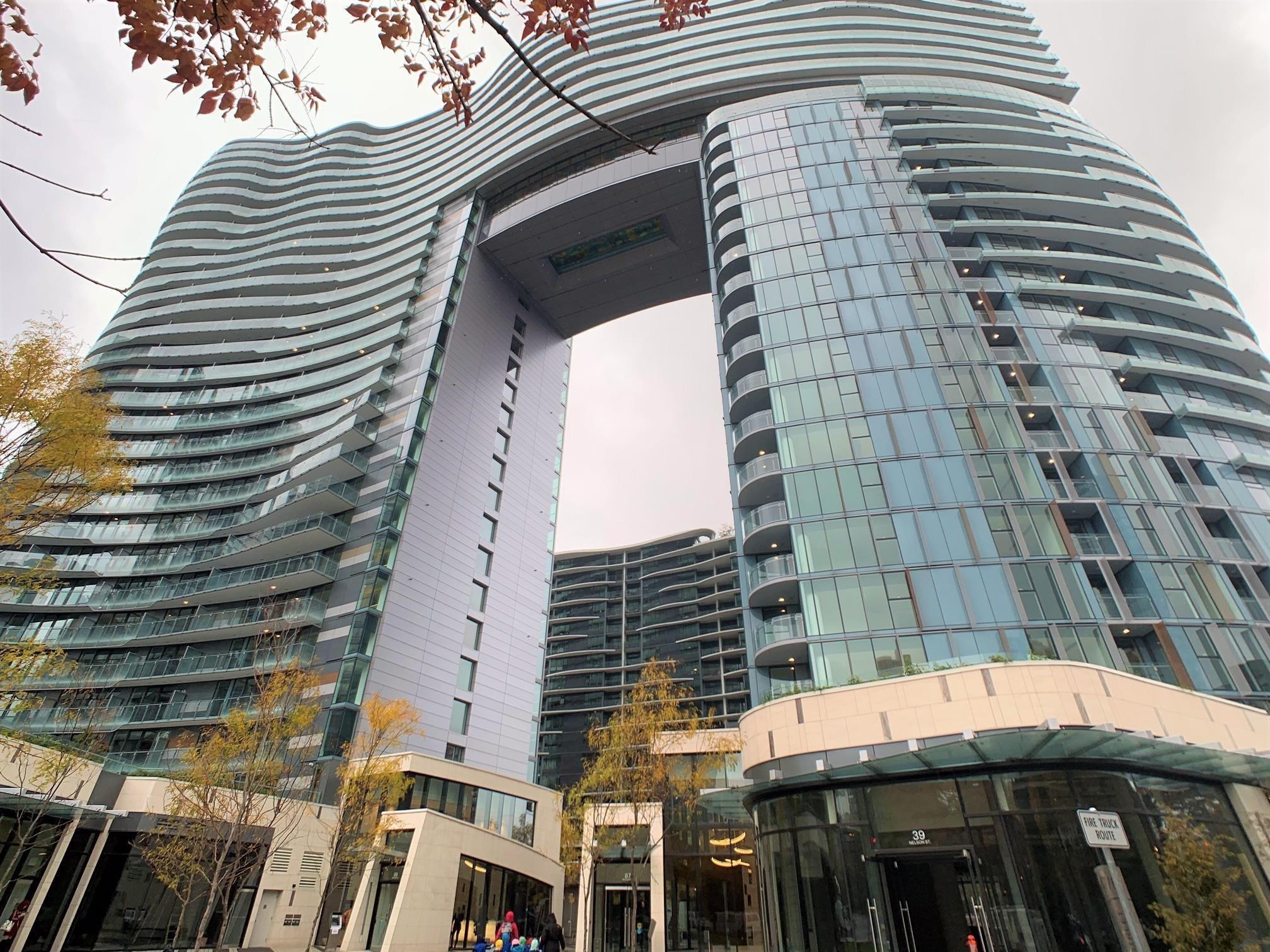488 87 Nelson Street, Vancouver