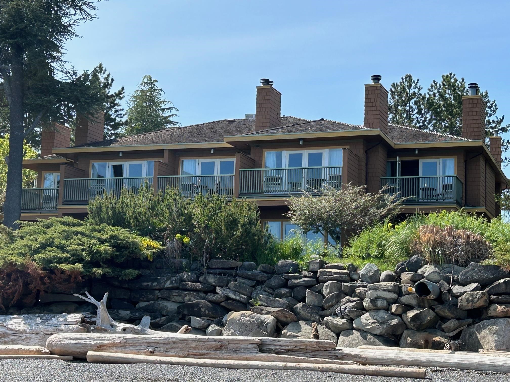 Listing image of 5A 134 MADRONA DRIVE
