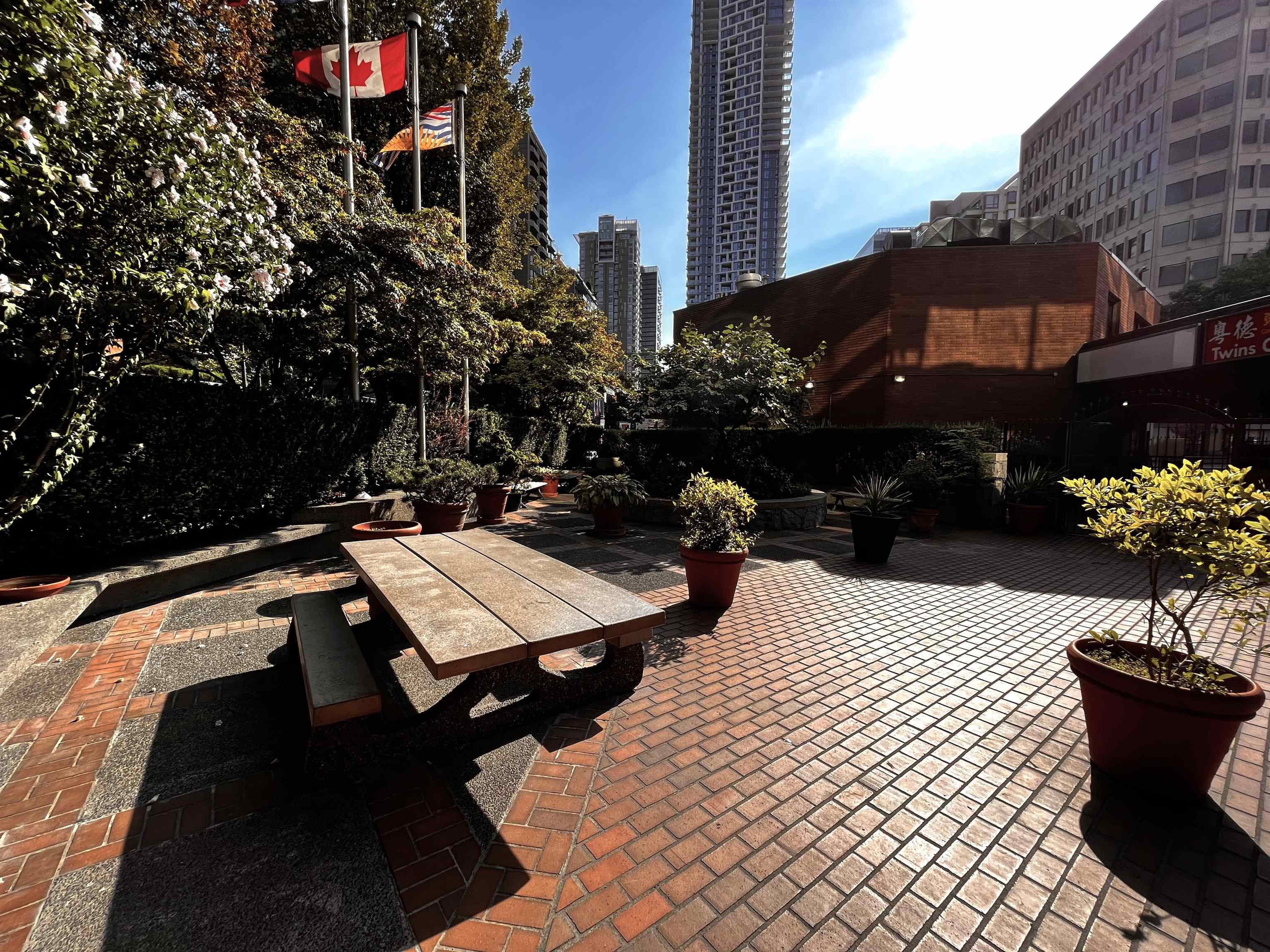 Michael Sung, 709-1177 HORNBY STREET, Vancouver, British Columbia, 1 Bedroom, 1 Bathroom, Residential Attached,For Sale ,R2826316