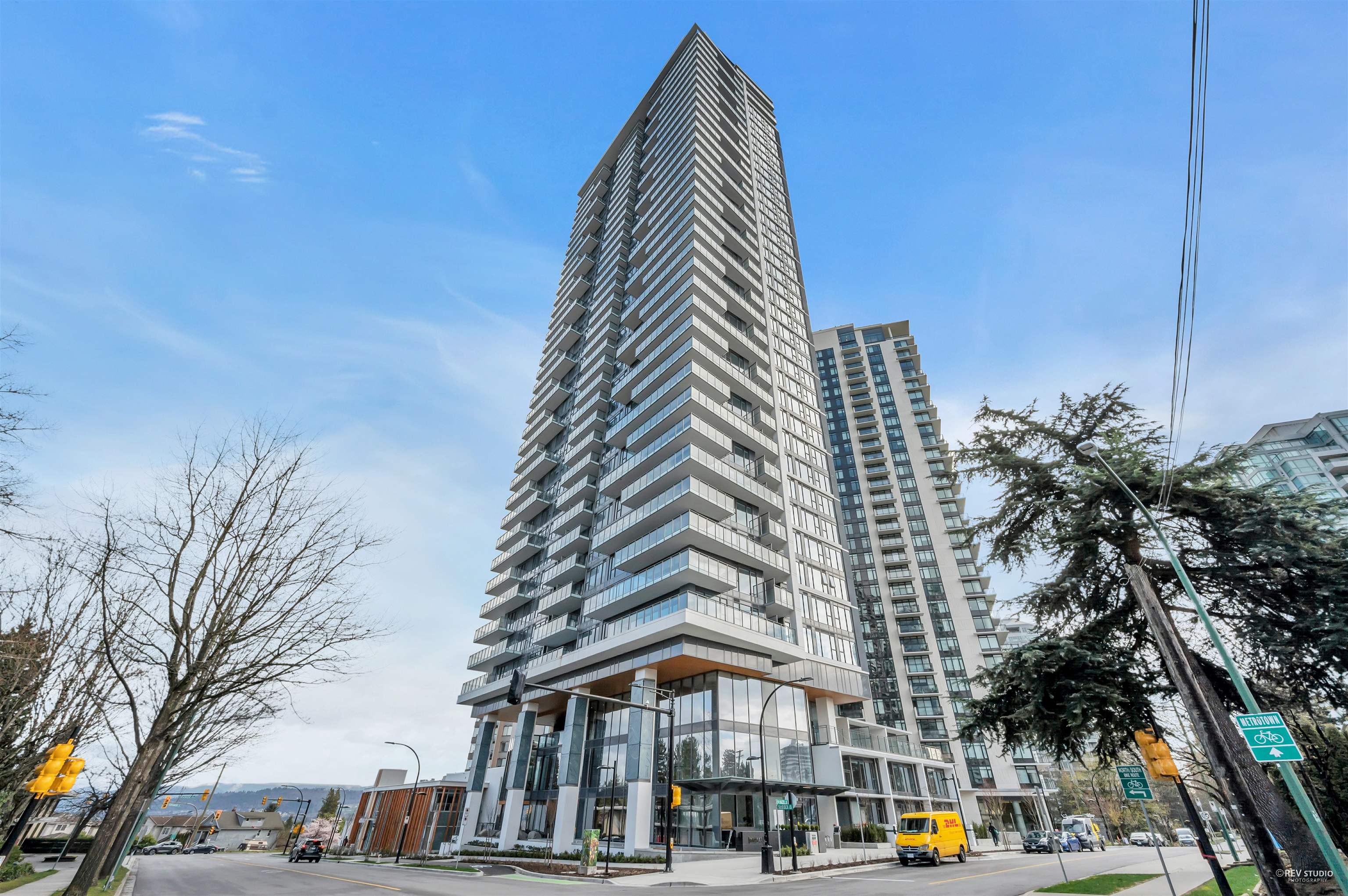 2202-4711 HAZEL STREET, Burnaby, British Columbia, 2 Bedrooms Bedrooms, ,2 BathroomsBathrooms,Residential Attached,For Sale,R2826494