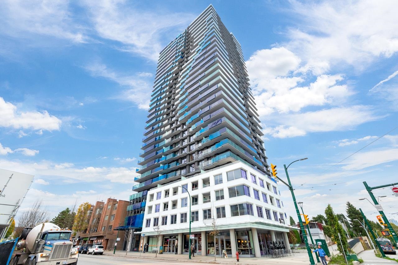 702 5058 Joyce Street, Vancouver