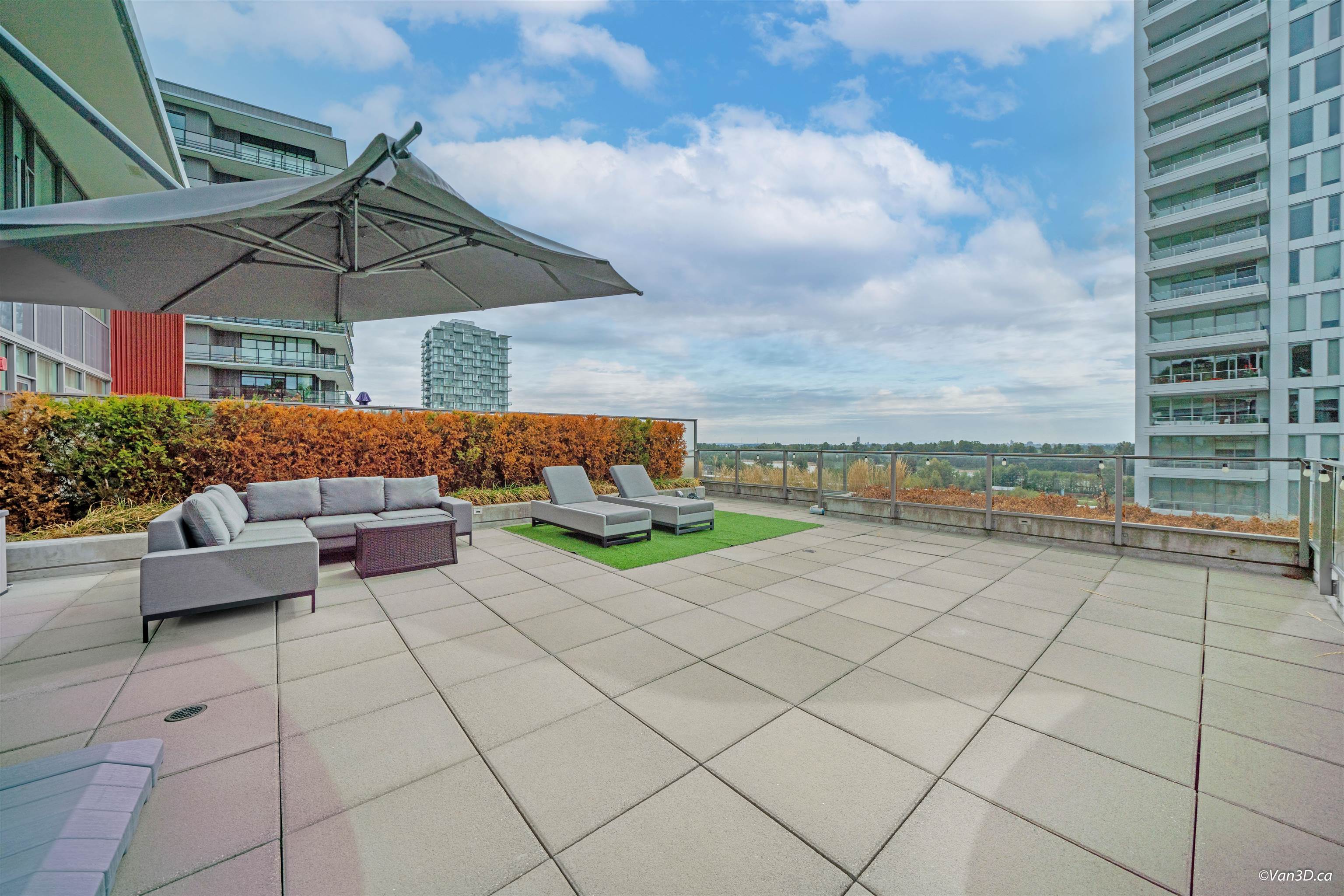 902 3451 Sawmill Crescent, Vancouver
