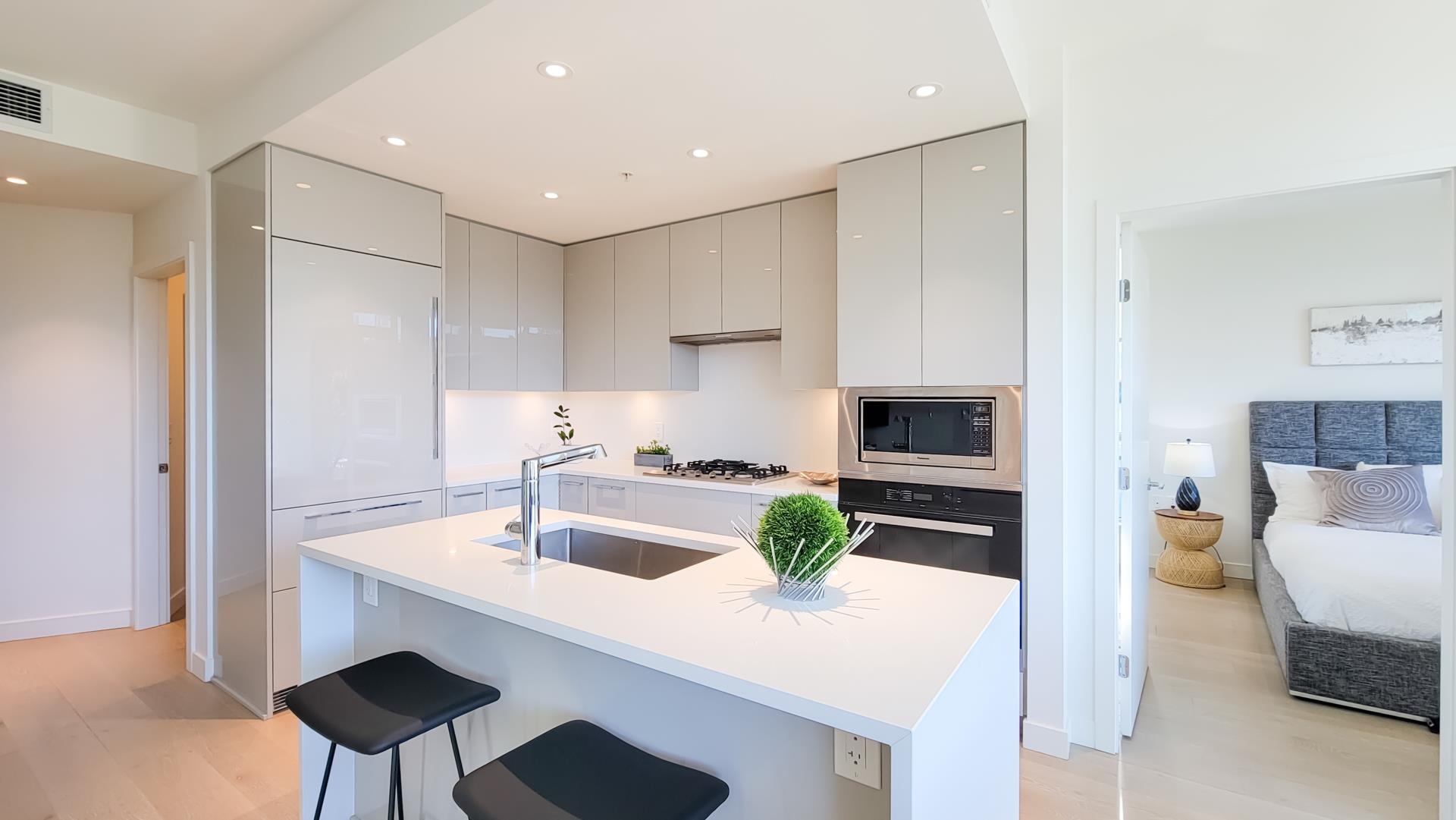 304 5189 Cambie Street, Vancouver 1