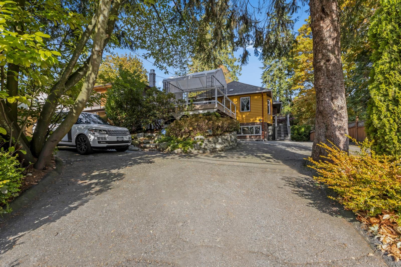 Sold 3994 MT SEYMOUR PARKWAY, North Vancouver, BC Zealty
