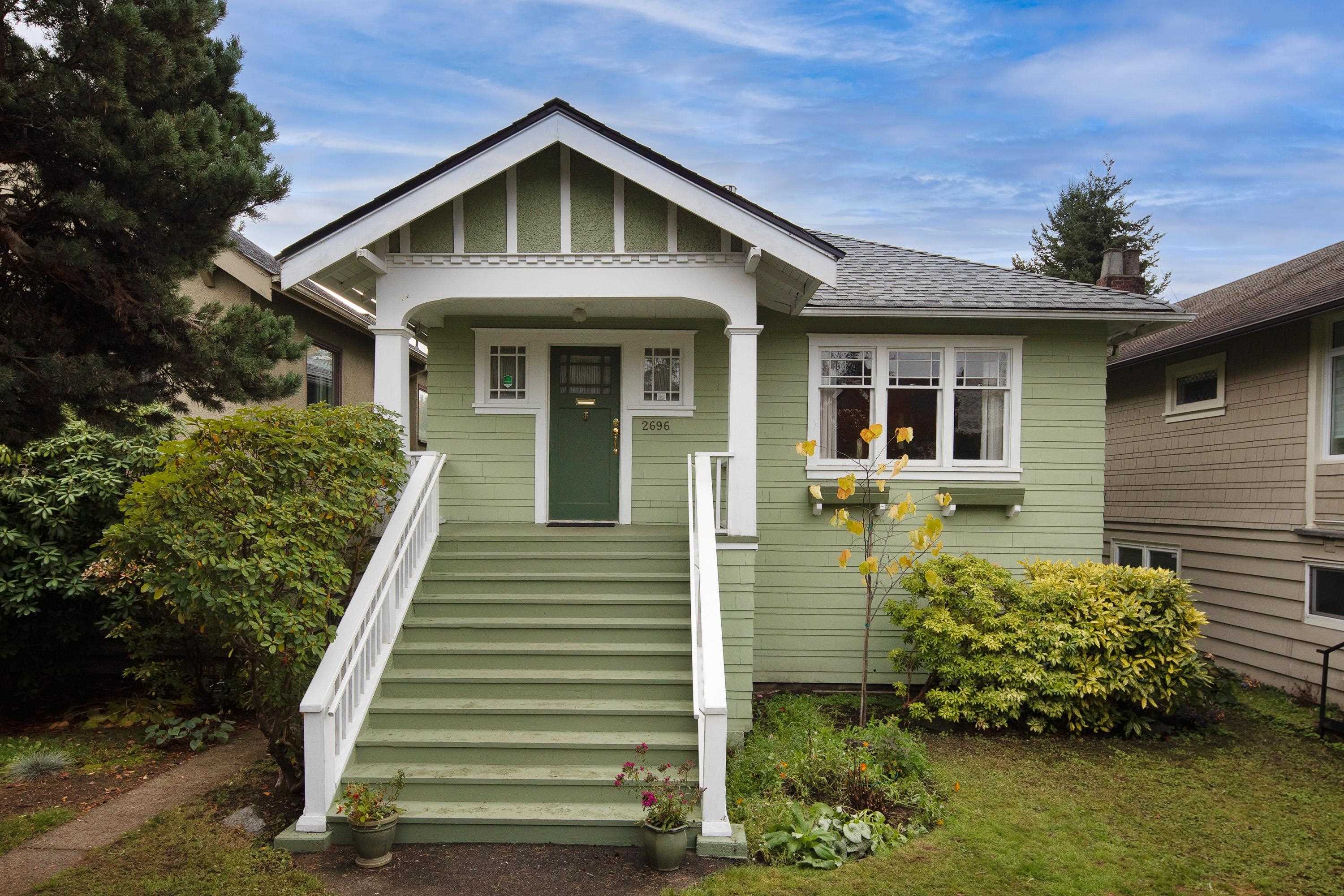 Kerrisdale House/Single Family for sale:  3 bedroom 2,001 sq.ft. (Listed 2023-11-01)