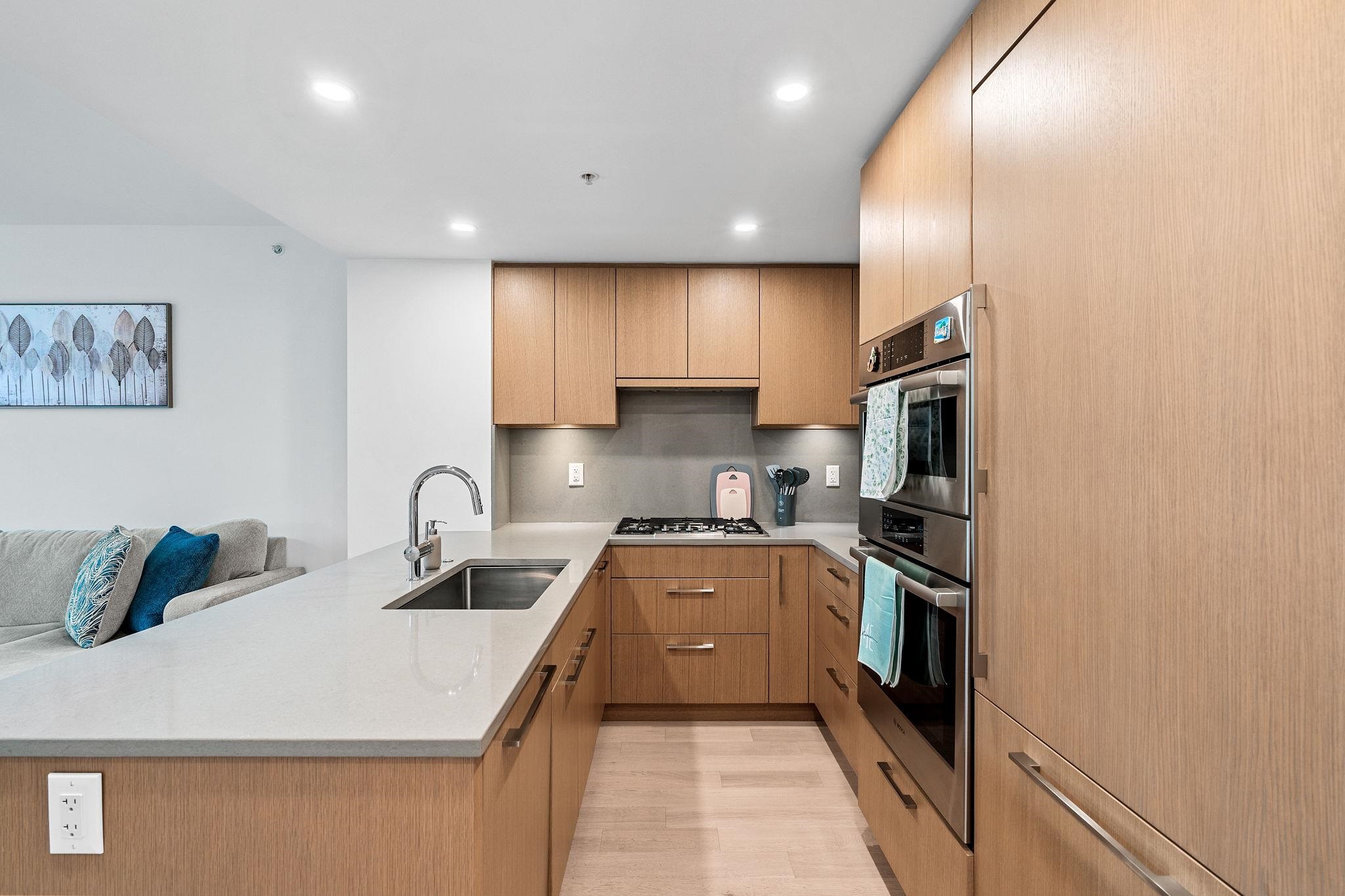203 4988 Cambie Street, Vancouver 9